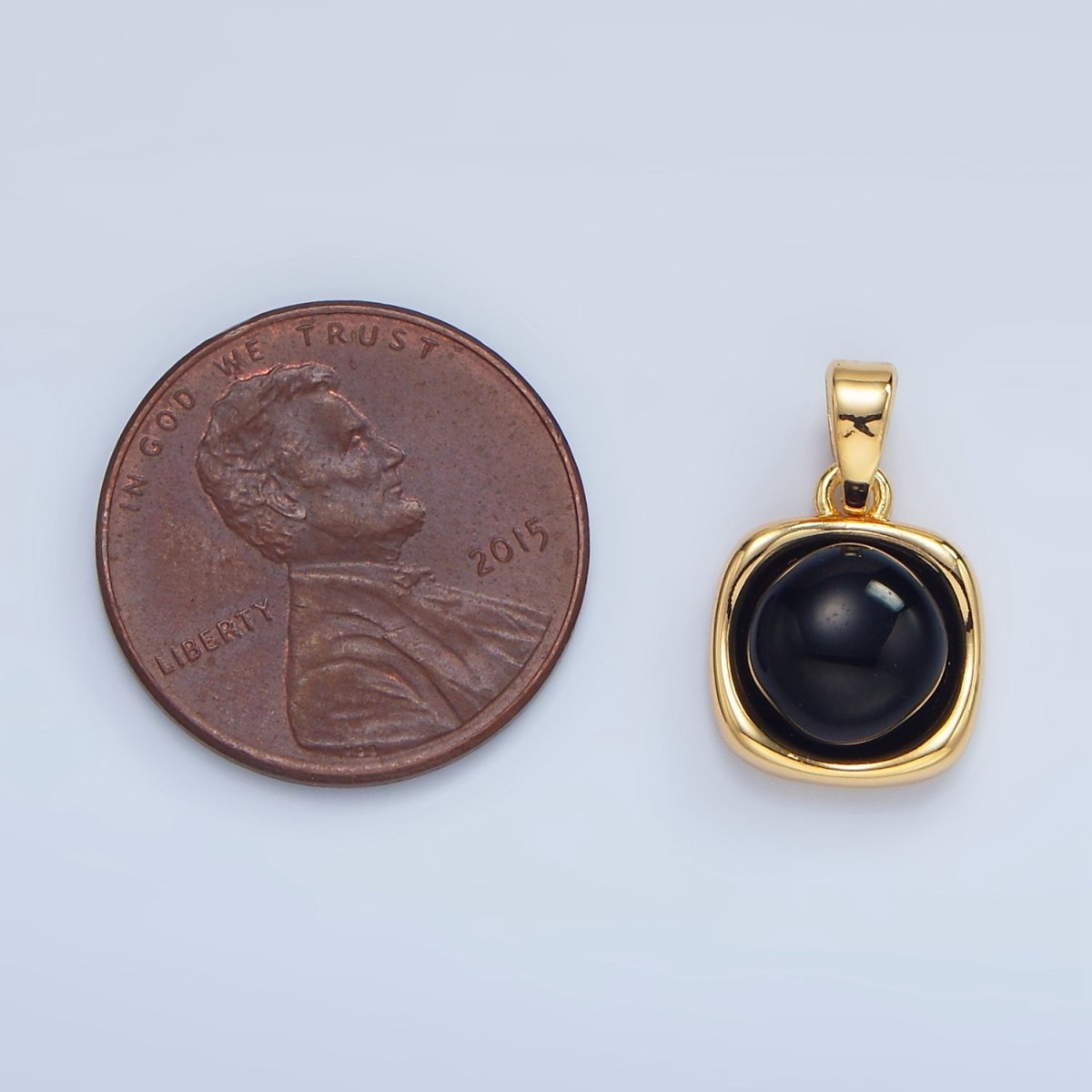 24K Gold Filled Onyx Gemstone Round Molten Bezel Pendant in Gold & Silver | AA980