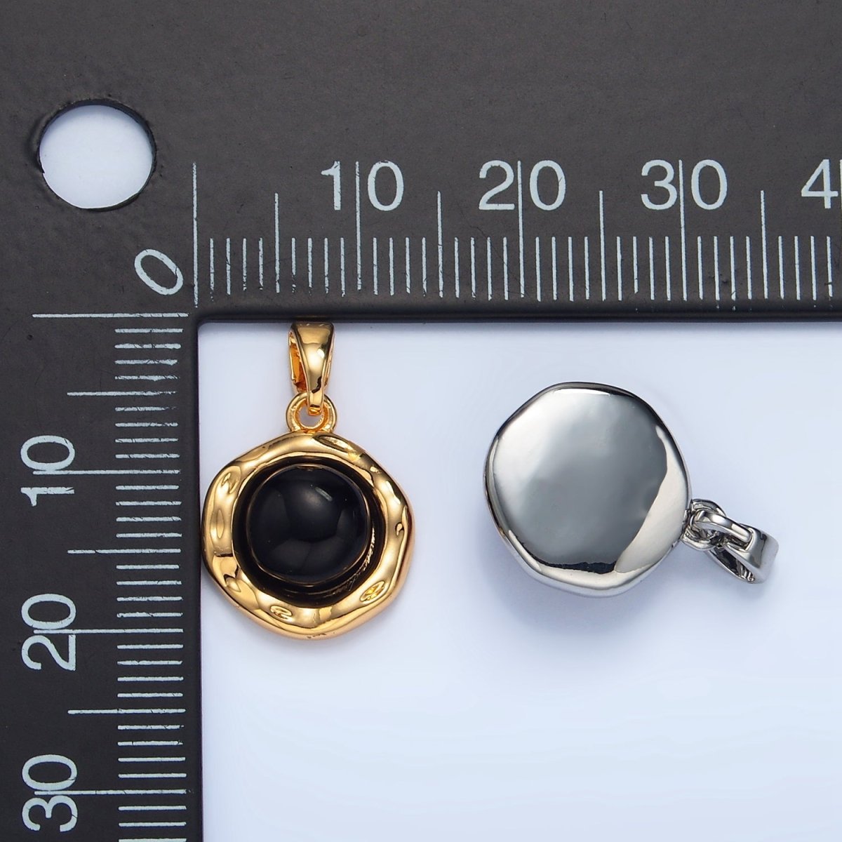 24K Gold Filled Red Carnelian, Green Aventurine, Black Onyx Hammered Molten Bezel Pendant in Gold & Silver | AA969 AA974 AA987