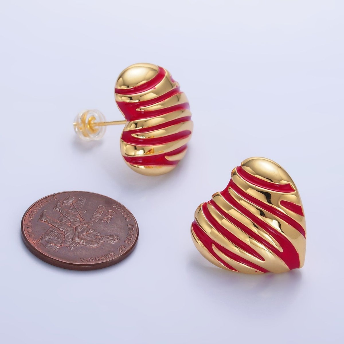 24K Gold Filled Red Enamel Lined Heart Stud Earrings | AB923 - DLUXCA