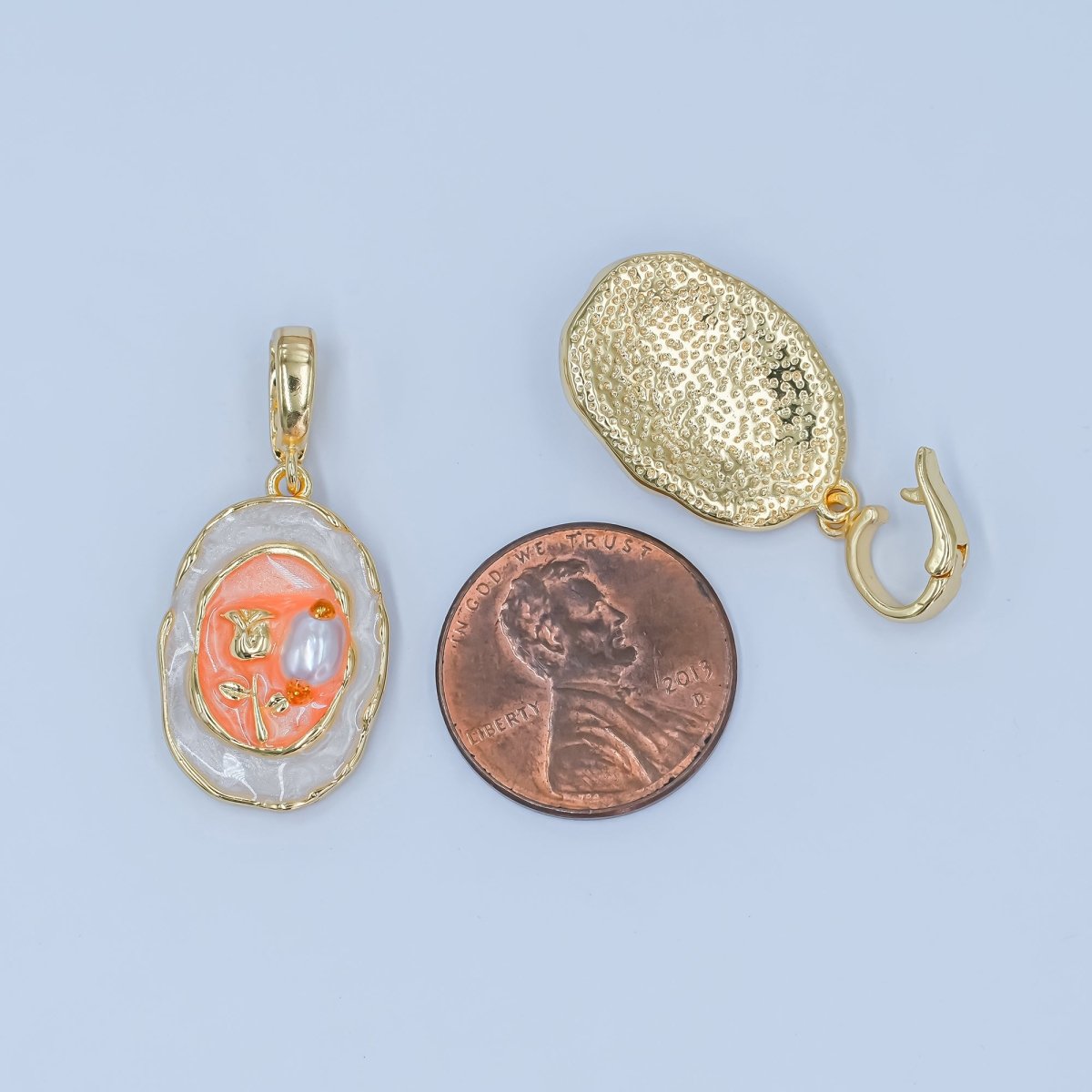 24K Gold Filled Rose Shell Pearl Enamel Molten Oval Pendant | AH043 - DLUXCA