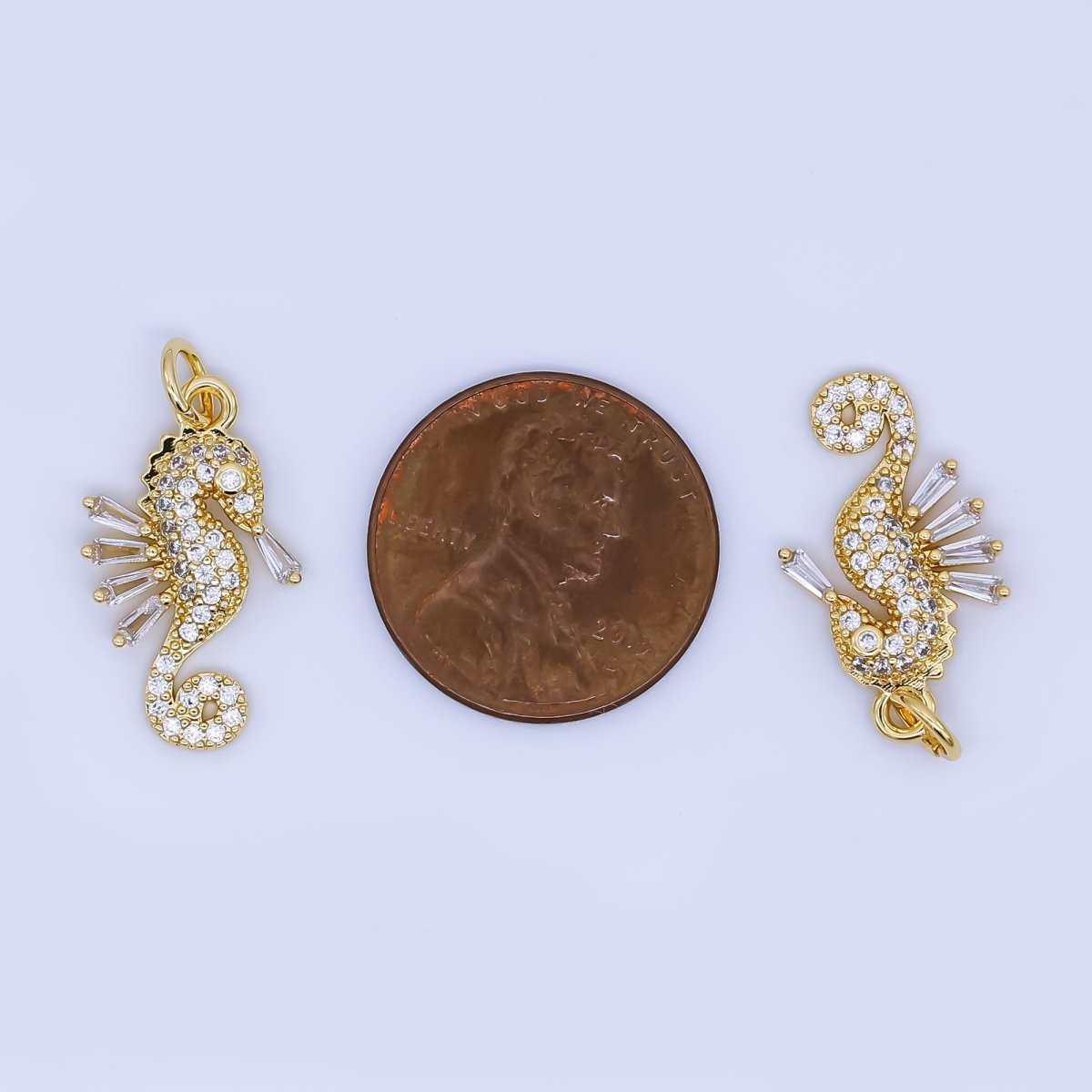 24K Gold Filled Sea Horse Pendant Ocean Animal Seahorse Charm | AJ - 459 - DLUXCA