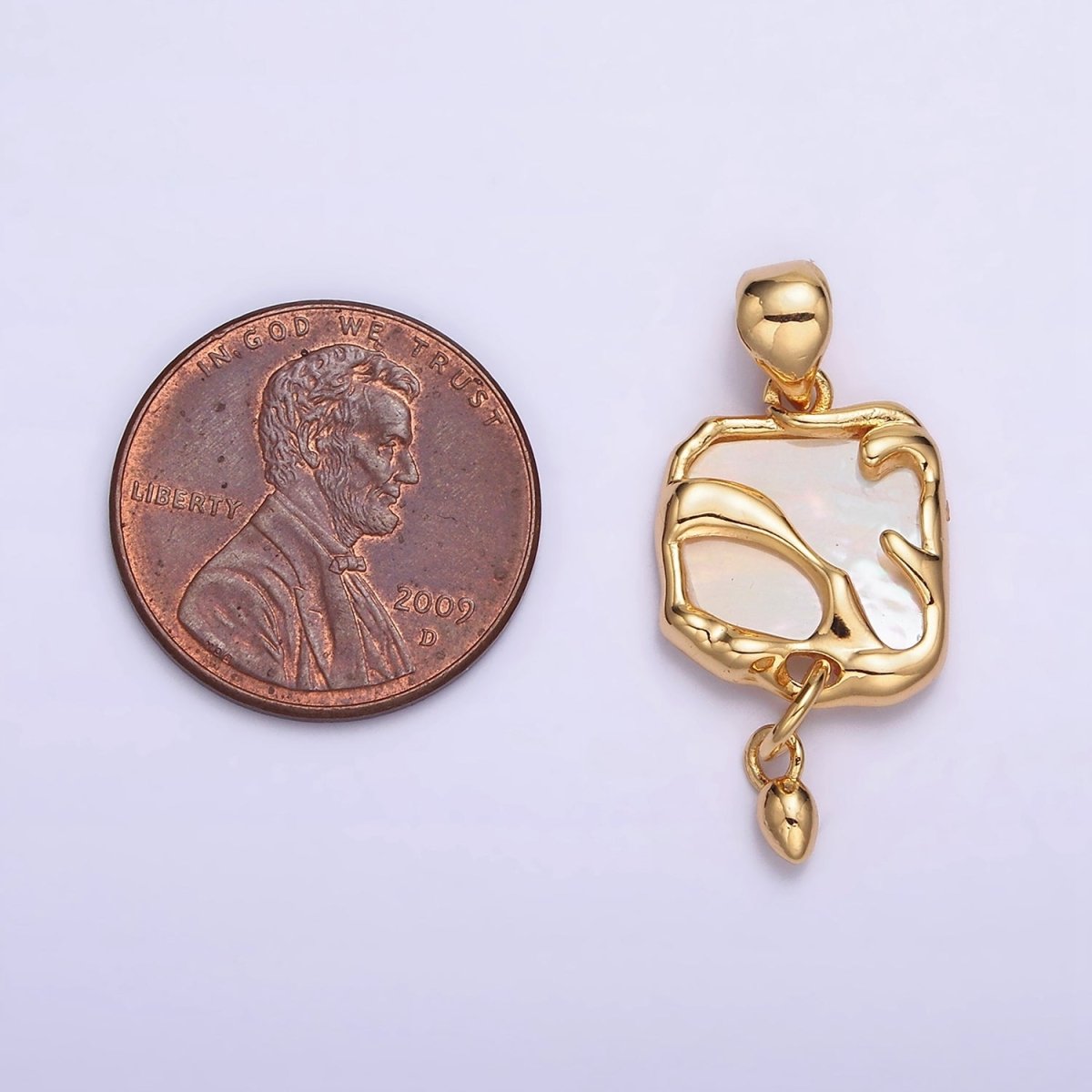 24K Gold Filled Shell Pearl Abstract Molten Square Drop Pendant | AA585 - DLUXCA