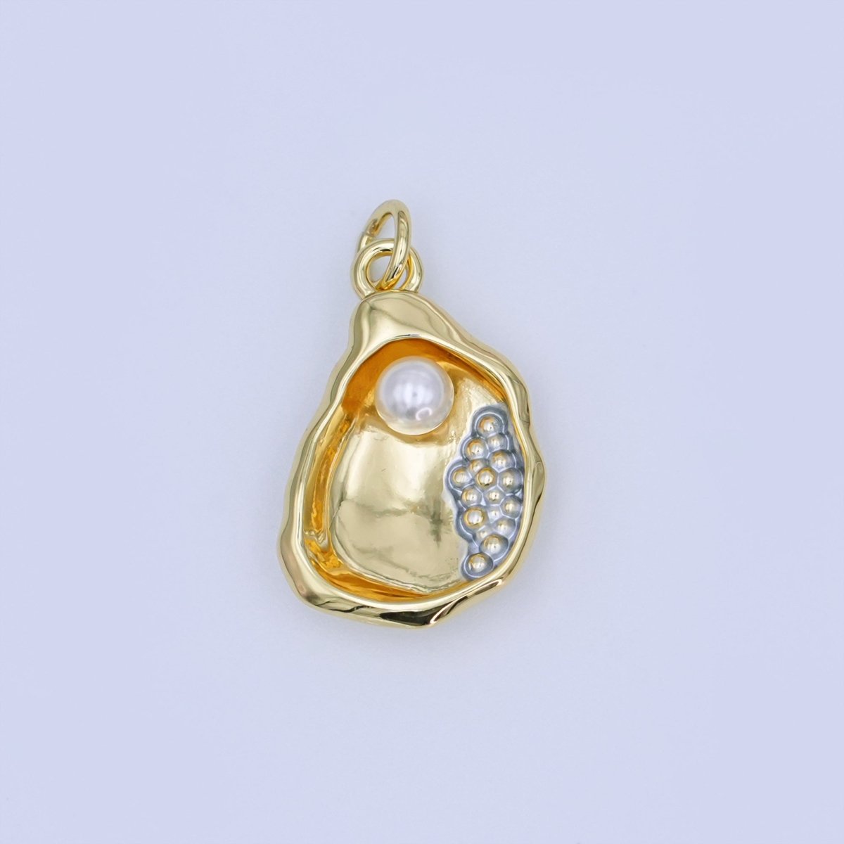 24K Gold Filled Shell Pearl Clam Sea Shell Charm | AF451 - DLUXCA