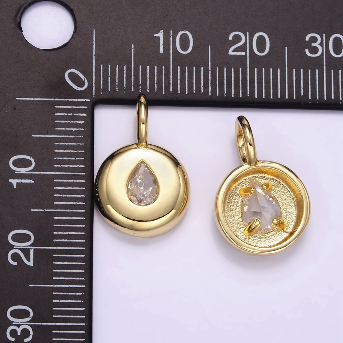 24K Gold Filled Teardrop Clear CZ Round Bezel Pendant | M124 - DLUXCA