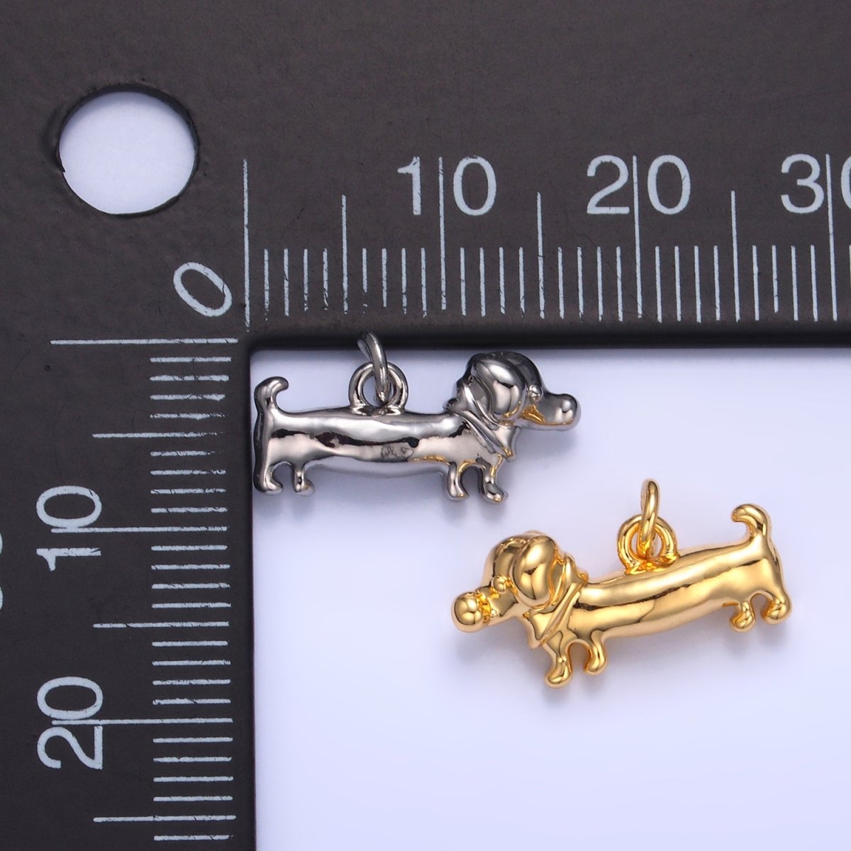 24K Gold Filled Weiner Dachshund Dog 3D Multidimensional Charm in Gold & Silver | W349