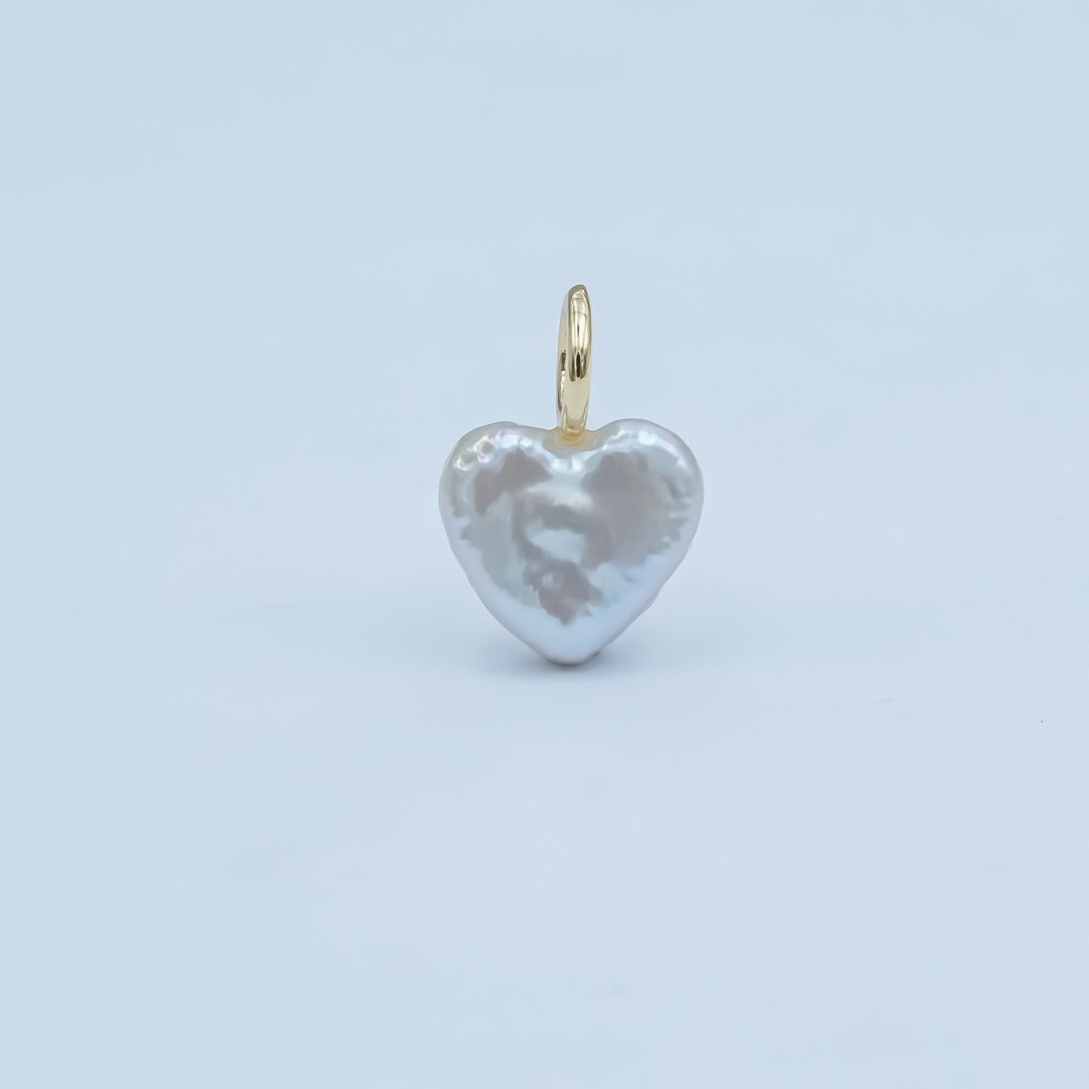 24K Gold Filled White Freshwater Pearl Heart Pendant | P1670 - DLUXCA