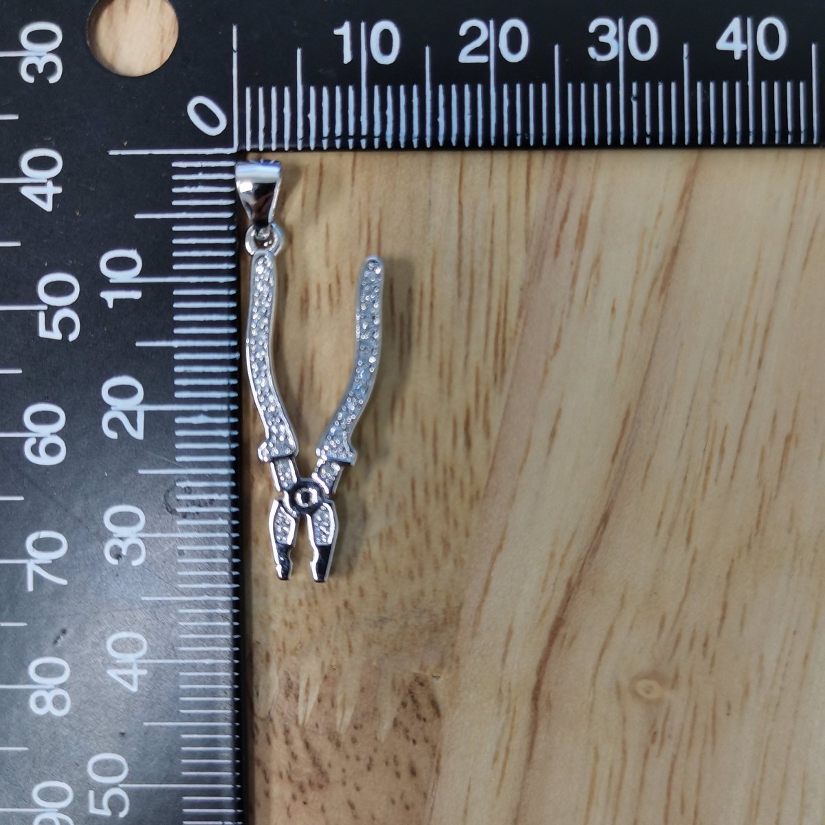 24K or White Gold Filled Mechanical Tool Pliers Micro Pave CZ DIY Workshop Handyman Tools Charm Necklace Bails Bracelet Findings For DIY Jewelry Making H-195