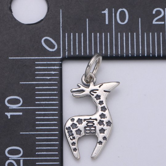 925 Sterling Silver Giraffe Charm, Animal Charm Silver Baby Giraffe Charm for Necklace Bracelet Earring, Zoo Animal Charm SL-113
