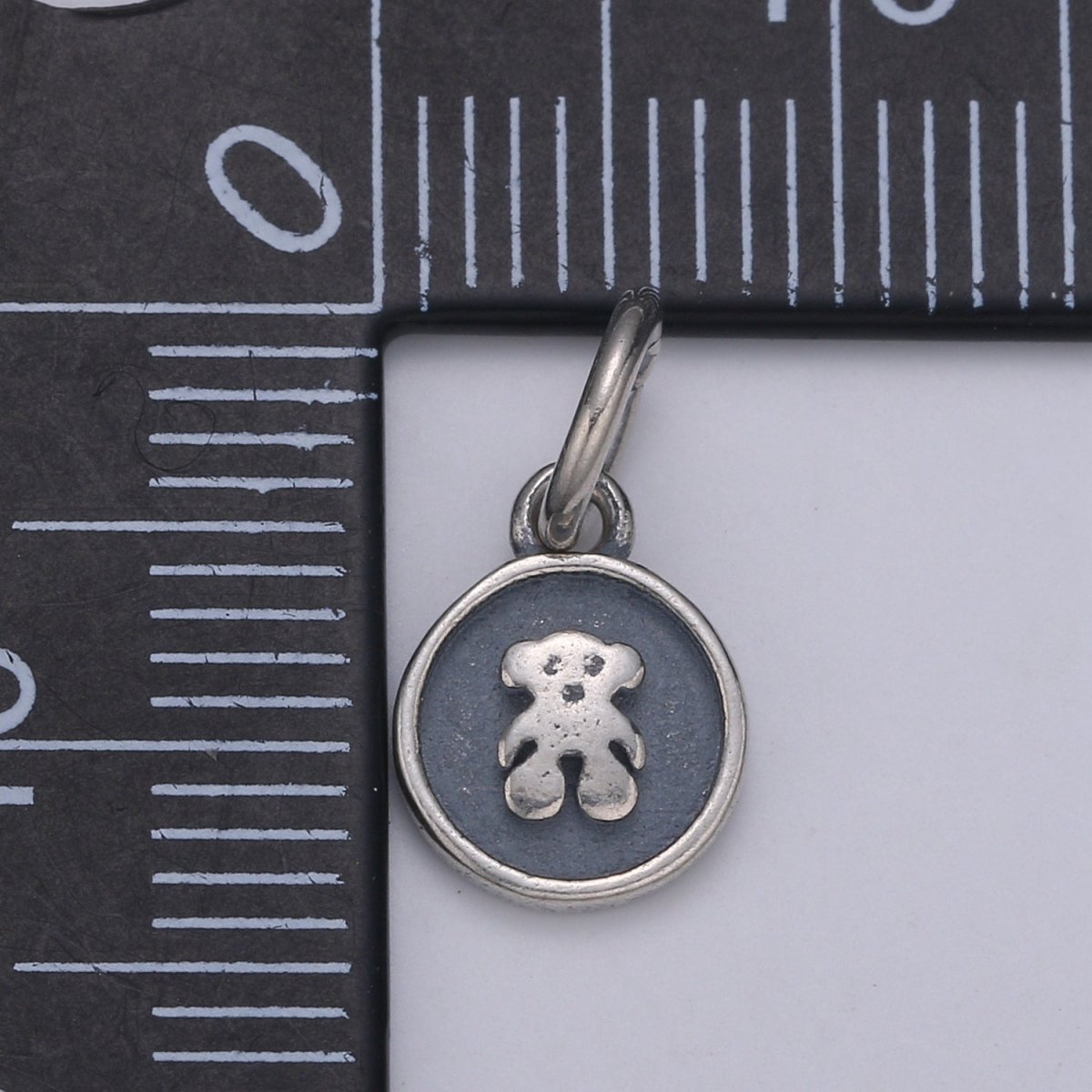 925 Sterling Silver Teddy Bear Charm, Antique Silver Bear Charm Circle Round Disc Charm for Necklace Bracelet Earring, Cute Charm SL-153