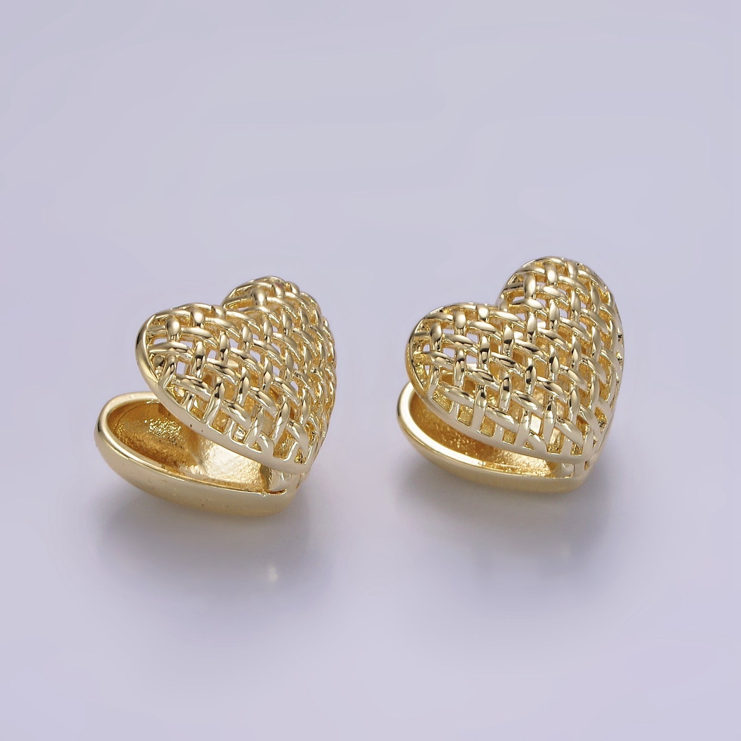 14K Gold Filled 15mm Open Rattan Heart Huggie Earrings | AE1001 - DLUXCA