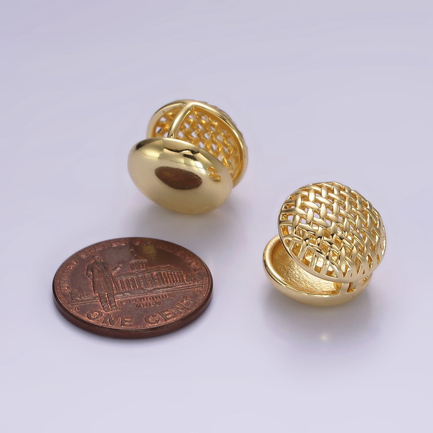 14K Gold Filled 15mm Open Rattan Round Huggie Earrings | AE1002 - DLUXCA