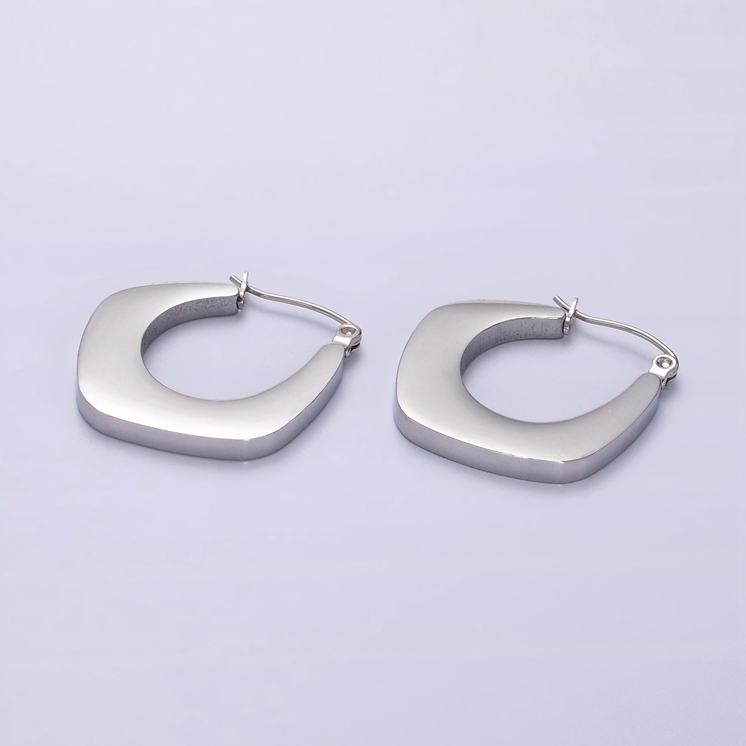 Stainless Steel 25mm U-Shaped Rhombus Latch Earrings in Silver & Gold | AE200 AE201