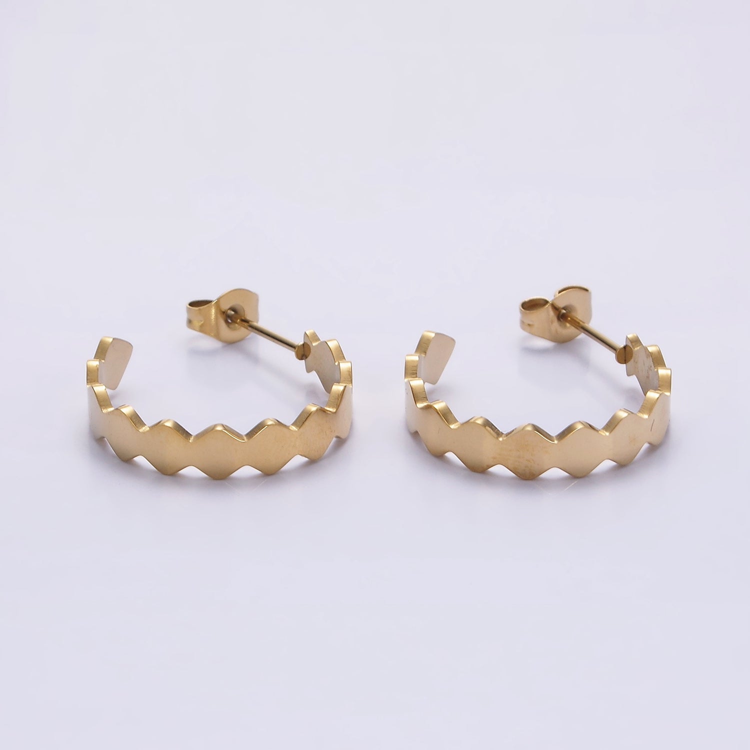 Stainless Steel Flat Rhombus Wavy Geometric C-Shaped Hoop Earrings | AE733 - DLUXCA