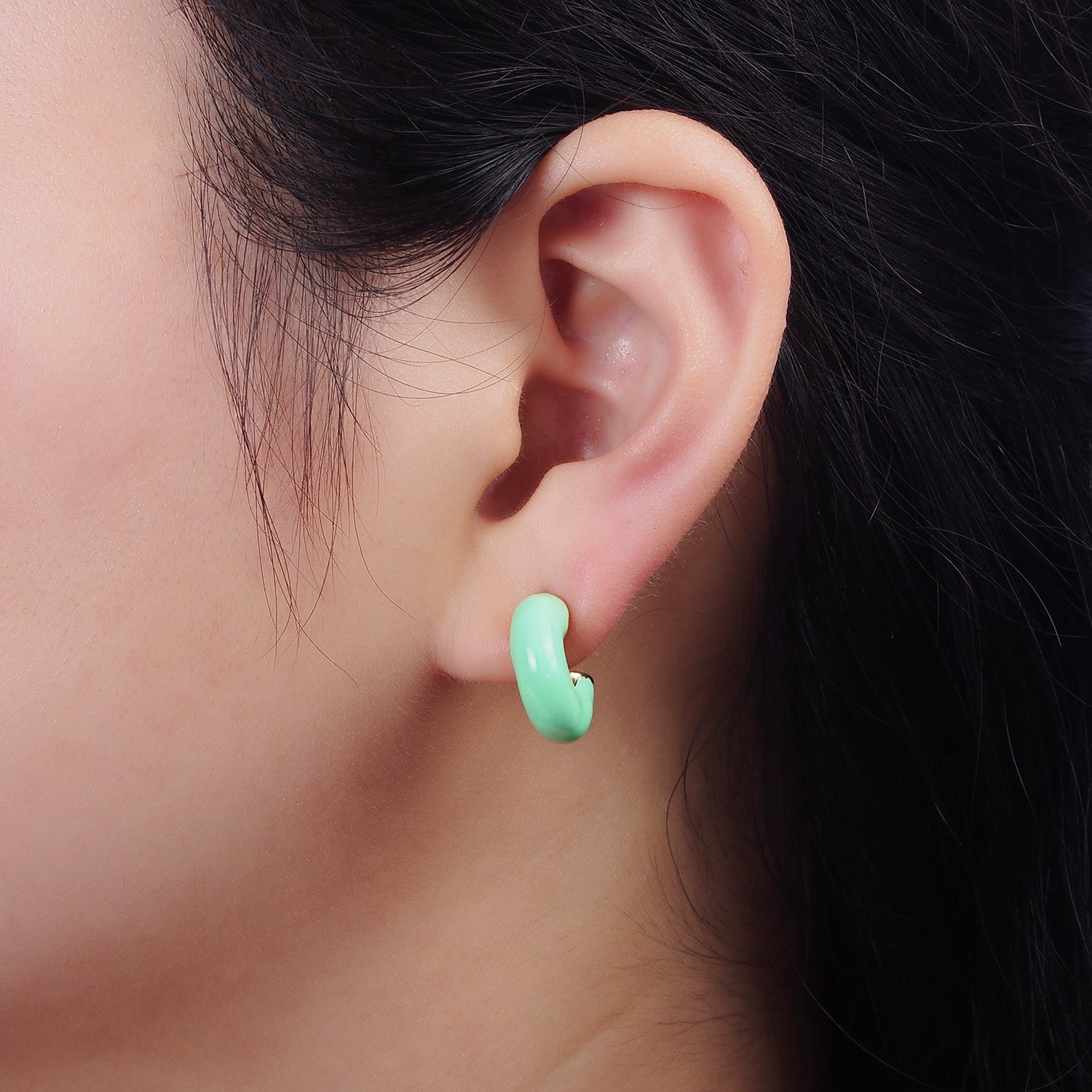 14K Gold Filled White, Green Enamel 22.5mm Chubby C-Shaped Hoop Earrings | AE858 AE859 - DLUXCA