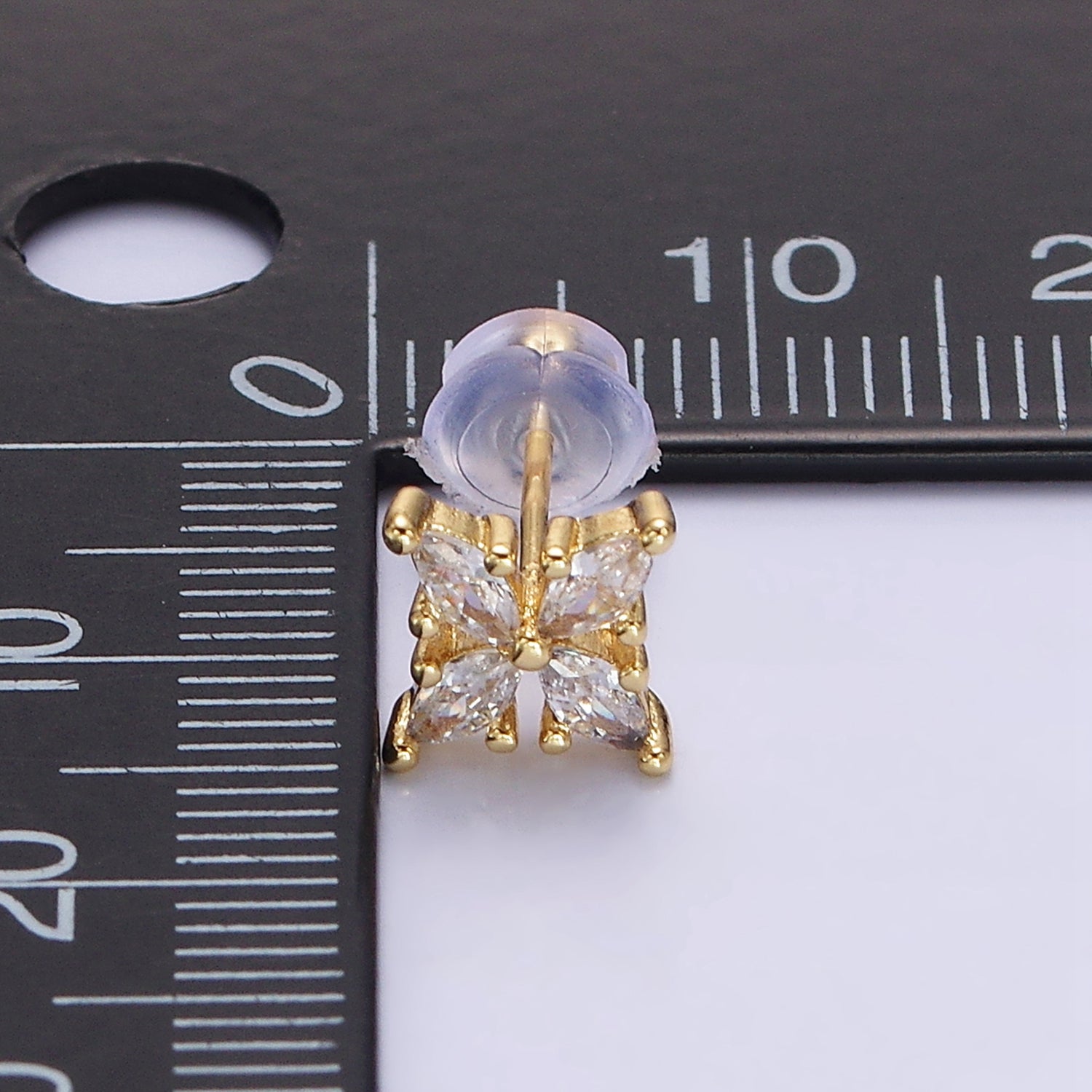14K Gold Filled Clear Marquise Flower Petal Stud Earrings | AE860 - DLUXCA