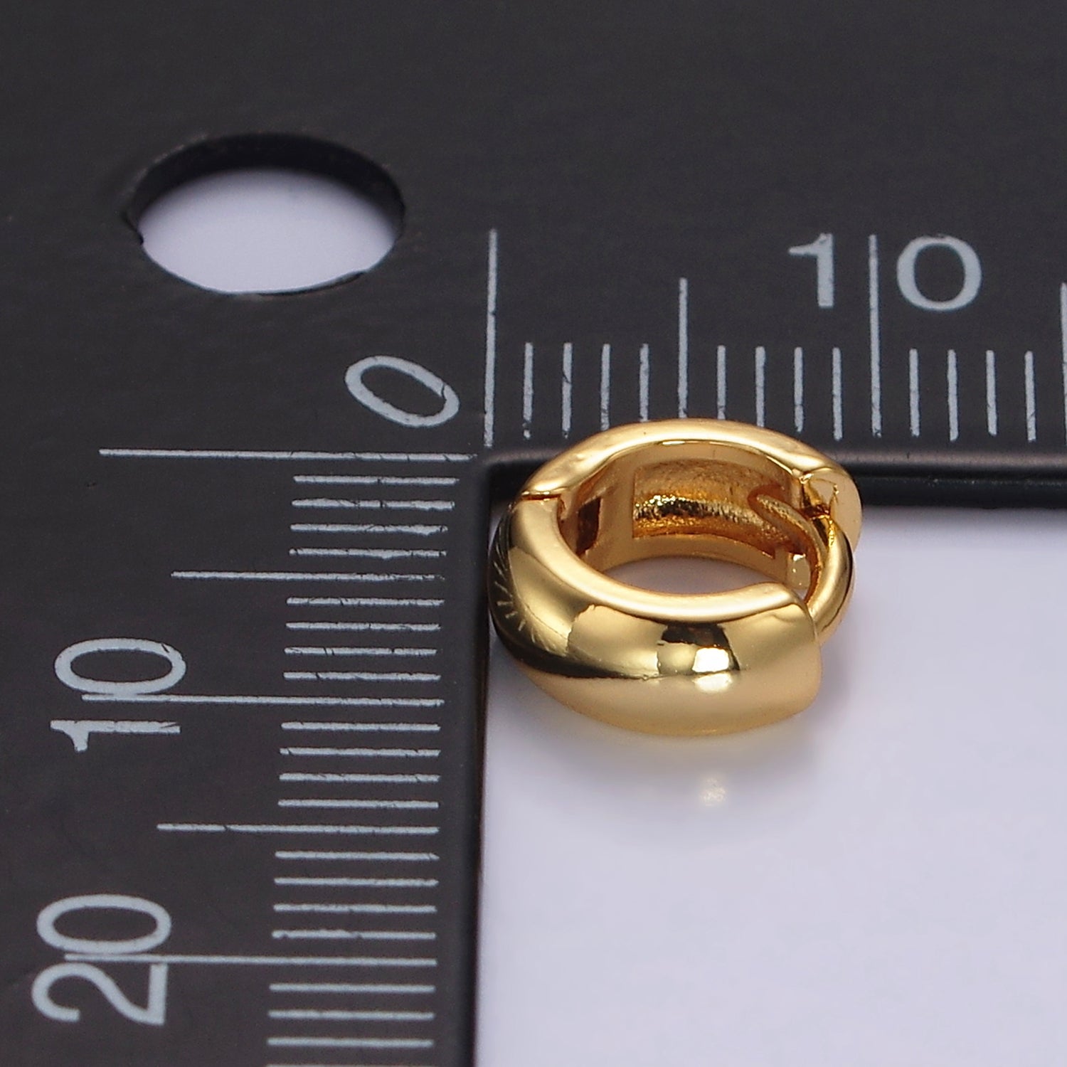 14K Gold Filled 10mm Band Minimalist Cartilage Huggie Earrings | AE995 - DLUXCA