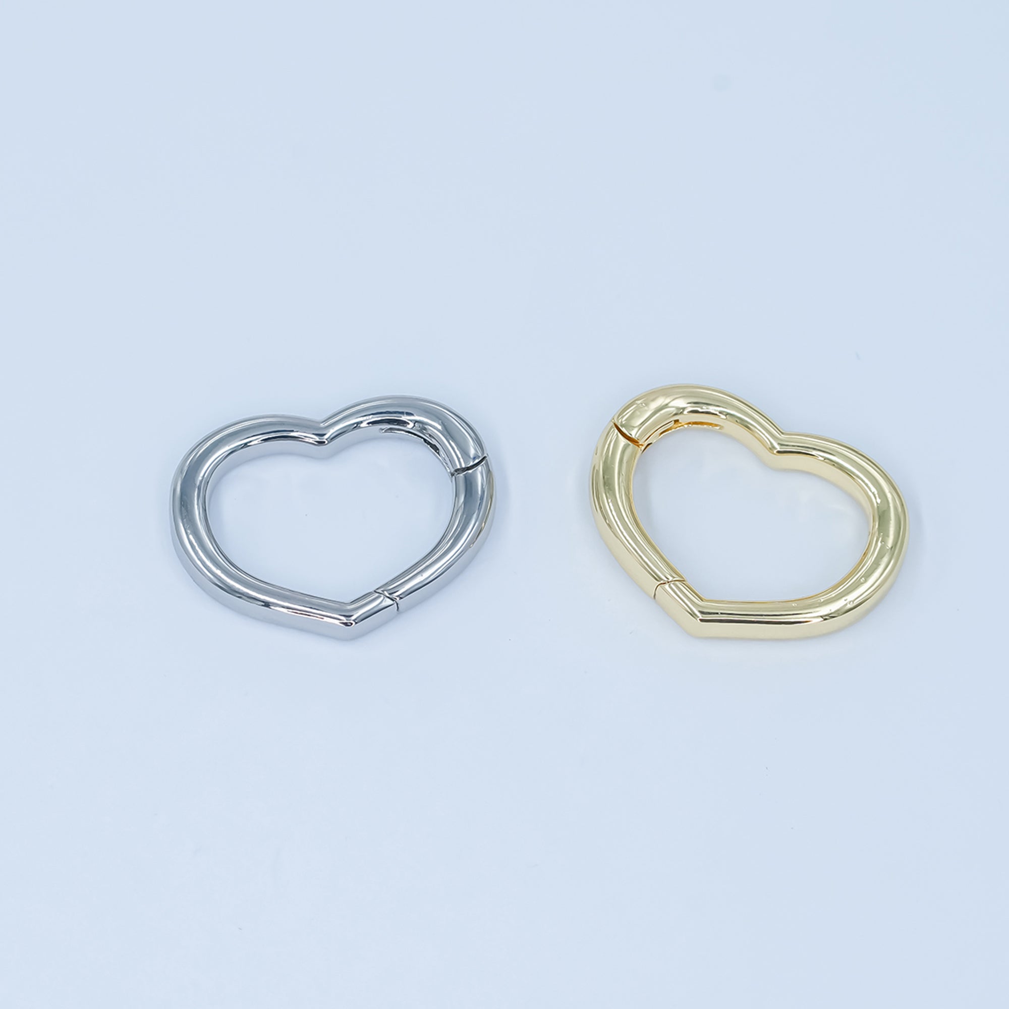 24K Gold Filled 14.8mm Minimalist Heart Push Gate Finding in Gold & Silver | Z1136
