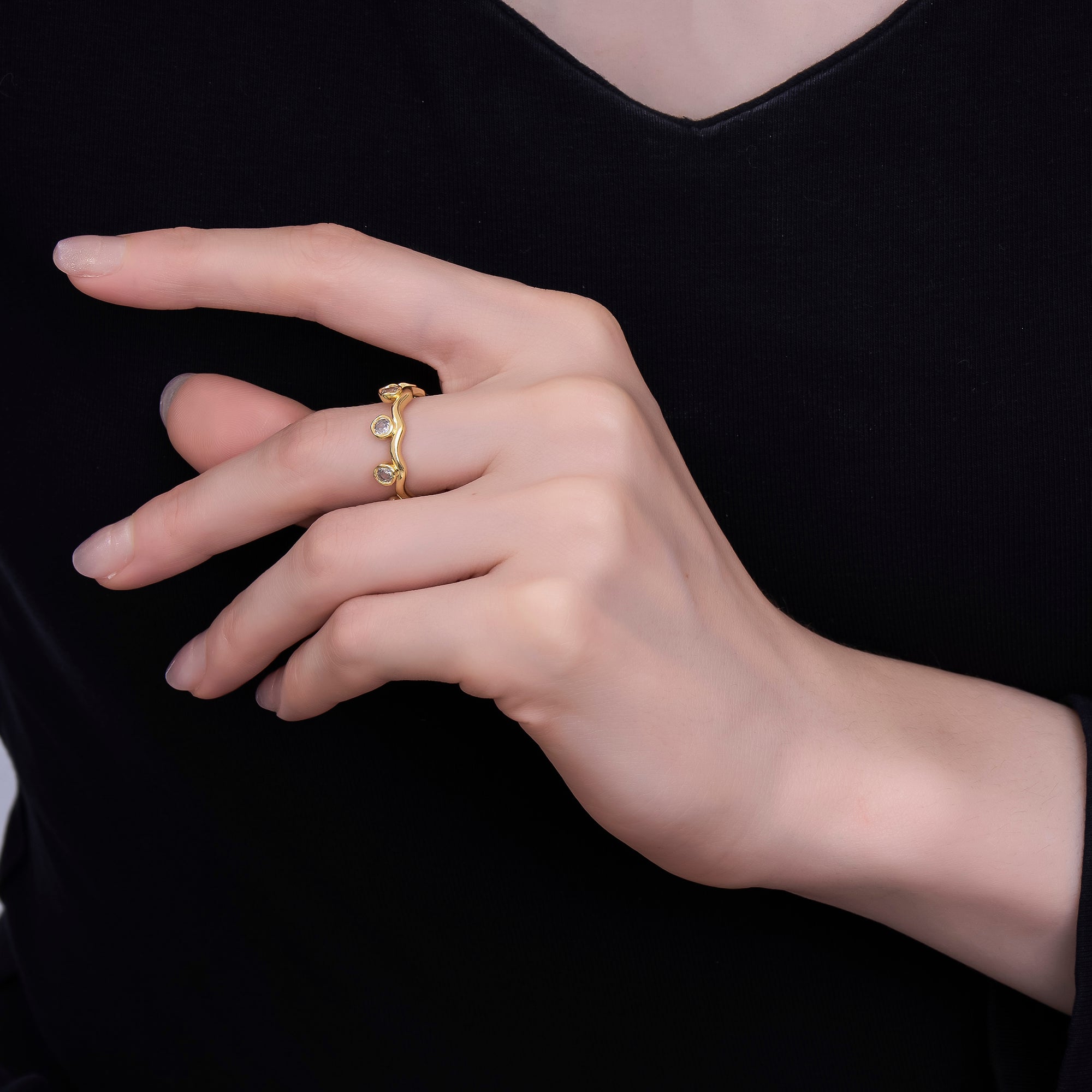 24K Gold Filled CZ Bezel Wave Band Ring | O849