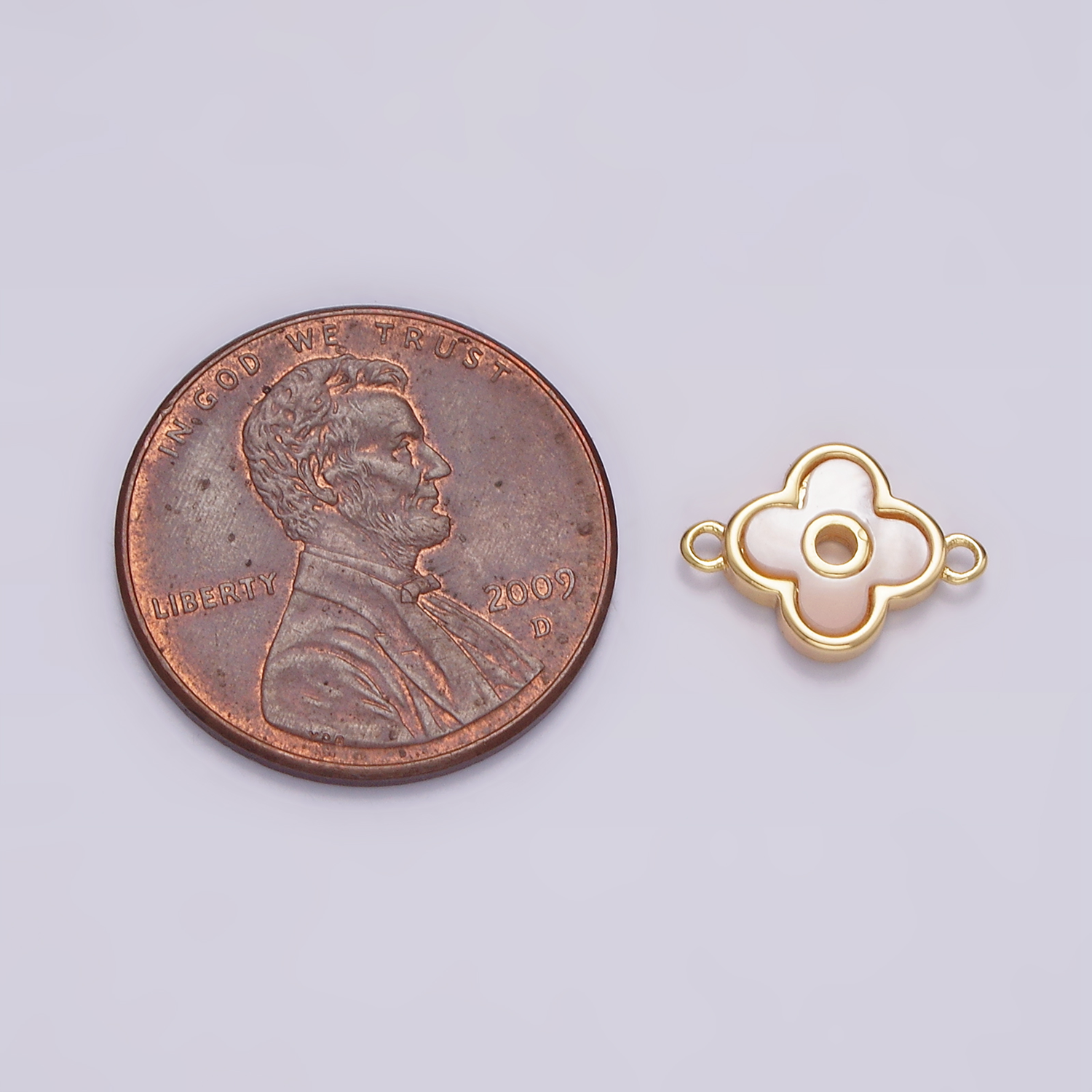 16K Gold Filled 8.5mm Shell Pearl Open Clover Quatrefoil Connector | G698 - DLUXCA