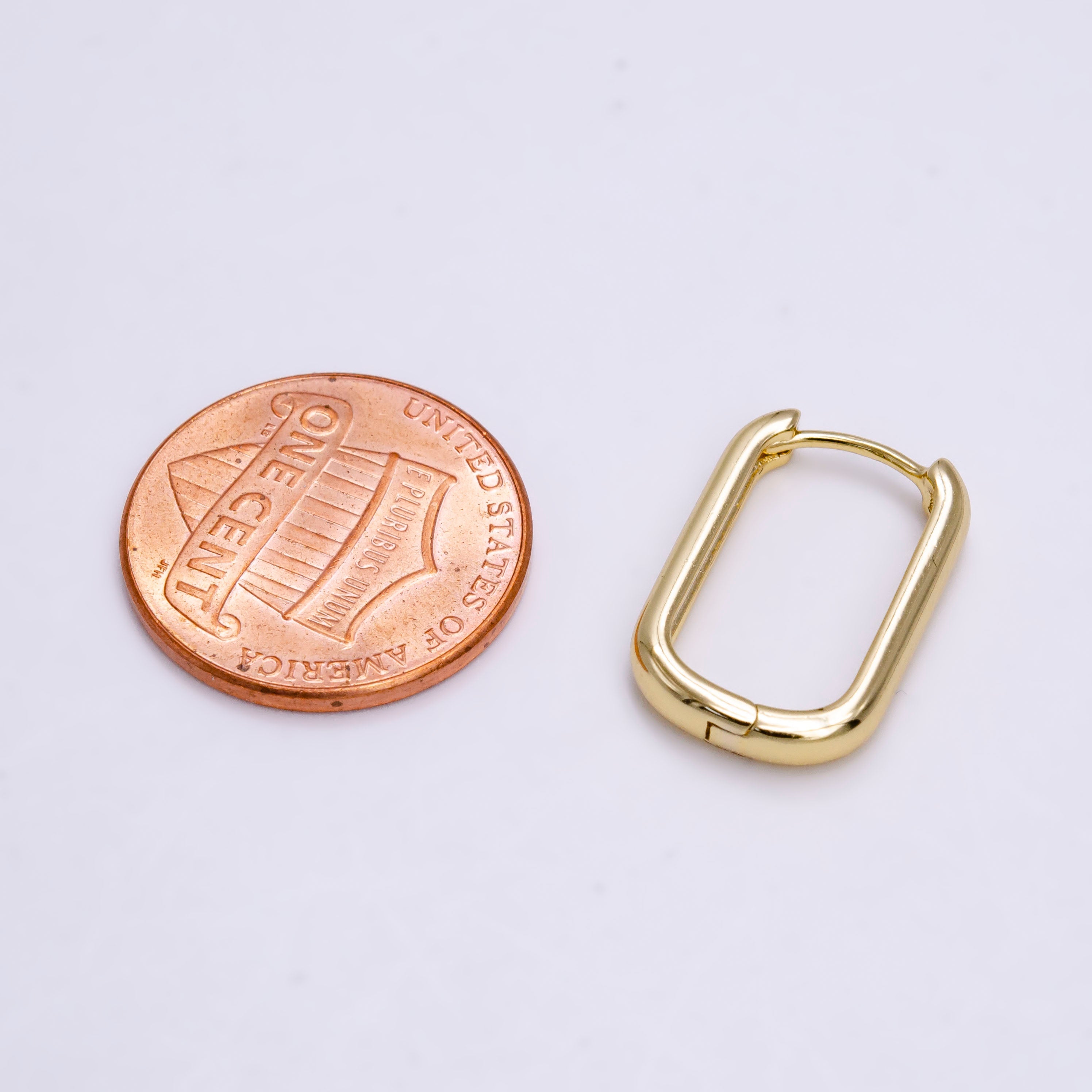 14K Gold Filled 18mm Oblong Minimalist Huggie Hoop Earrings | AE1101 - DLUXCA