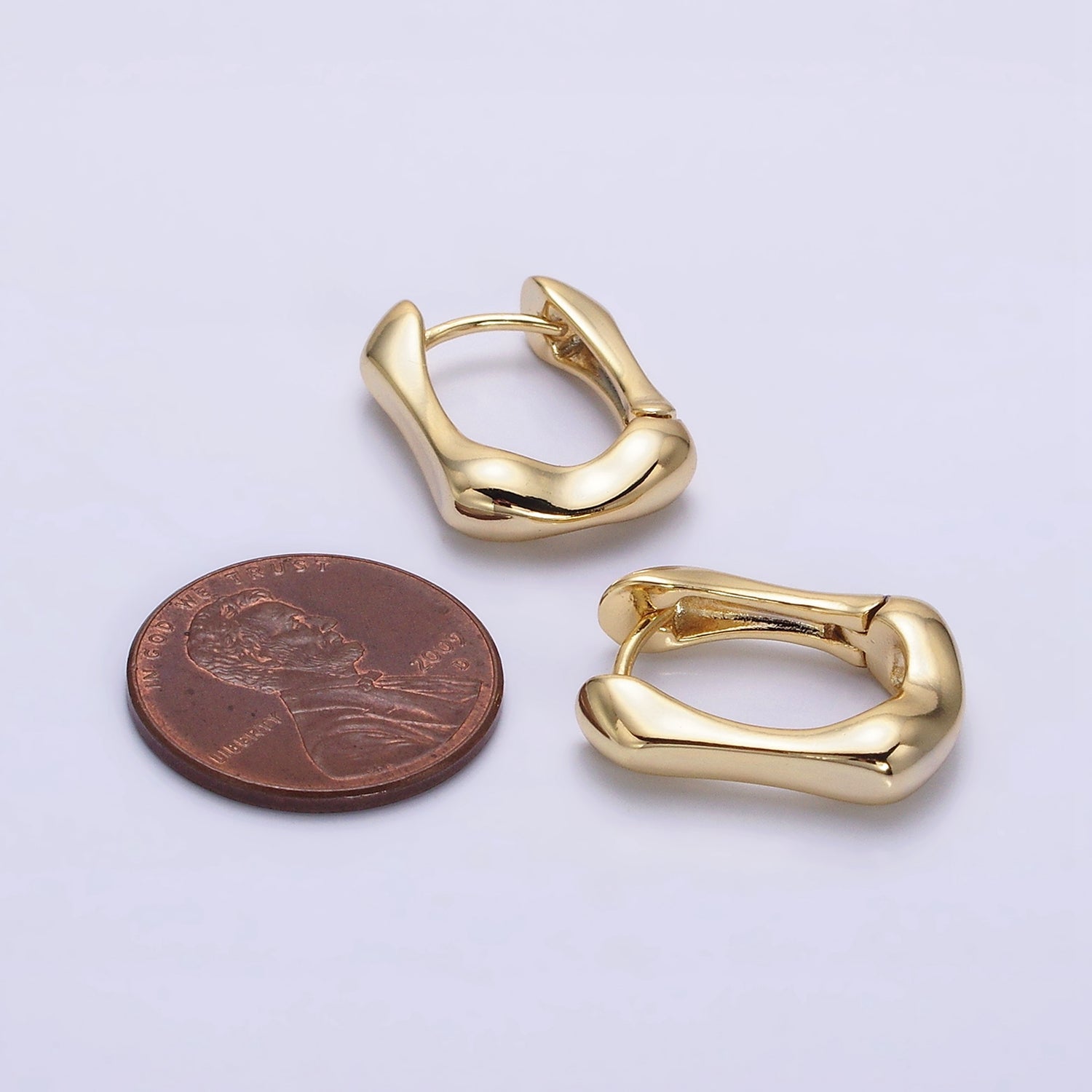 14K Gold Filled 14mm Geometric Molten Oblong Hoop Earrings | AE818 - DLUXCA