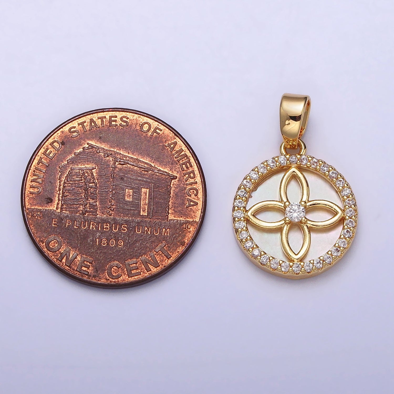 24K Gold Filled Flower Shell Pearl Clear Micro Paved CZ Round Pendant | AA115 - DLUXCA