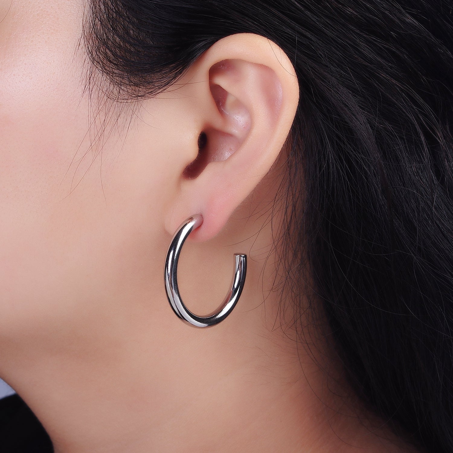 Stainless Steel 30mm, 35mm, 40mm Minimalist C-Shaped Hoop Earrings in Gold & Silver | AE223 - AE228 - DLUXCA