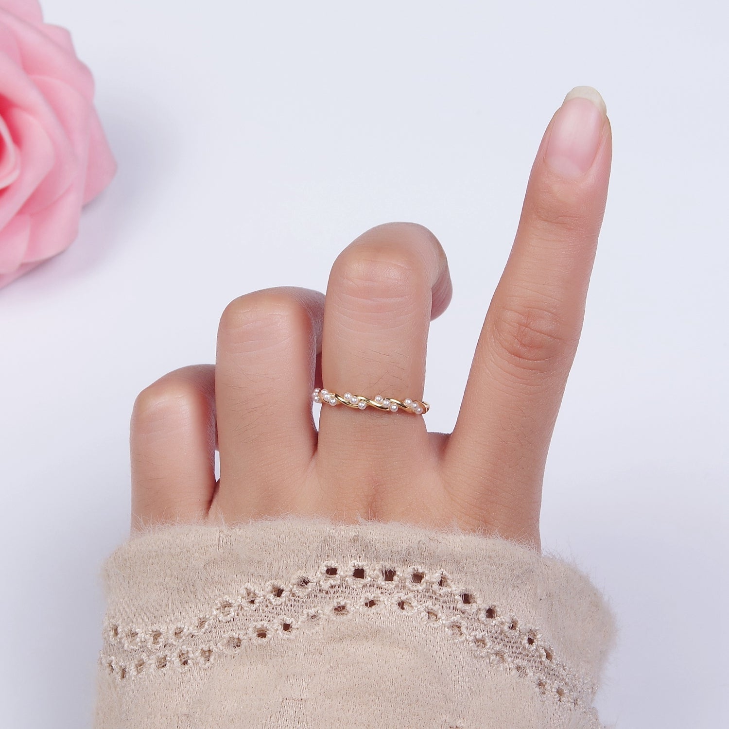 14K Gold Filled Dotted Pearl Lined Croissant Twisted Ring | O1186