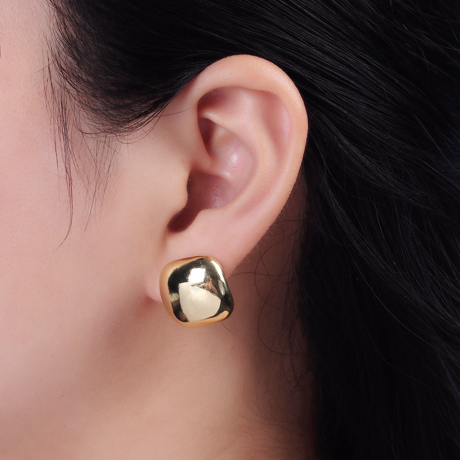 14K Gold Filled 17mm Square Dome Minimalist Stud Earrings | V-299