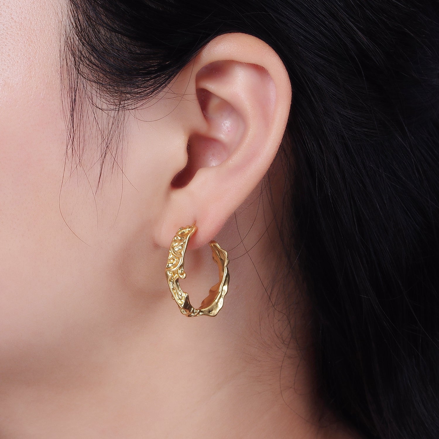 14K Gold Filled 30mm Molten Abstract C-Shaped Hoop Earrings | AE329