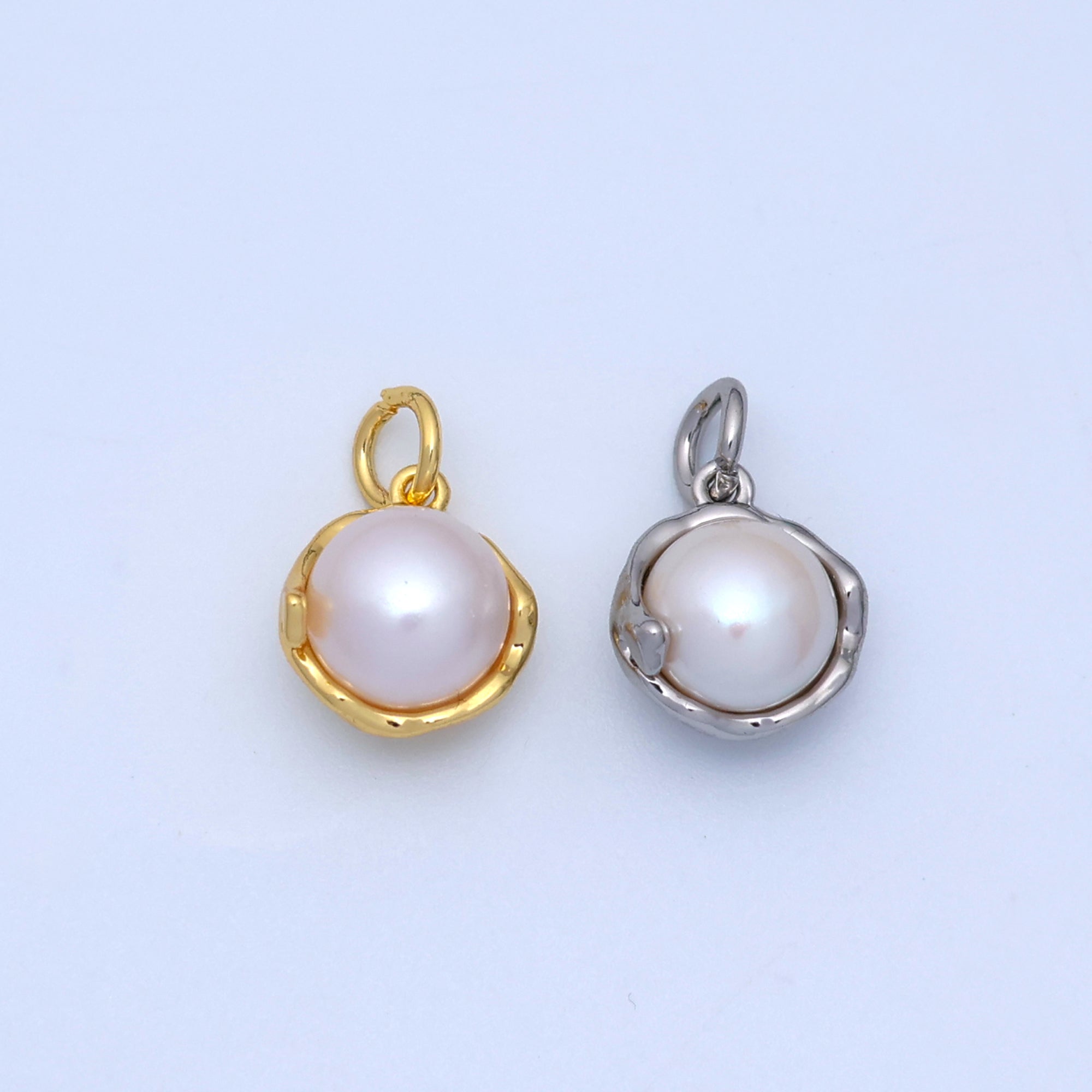 24K Gold Filled White Shell Pearl Bezel Round Charm in Gold & Silver | N026