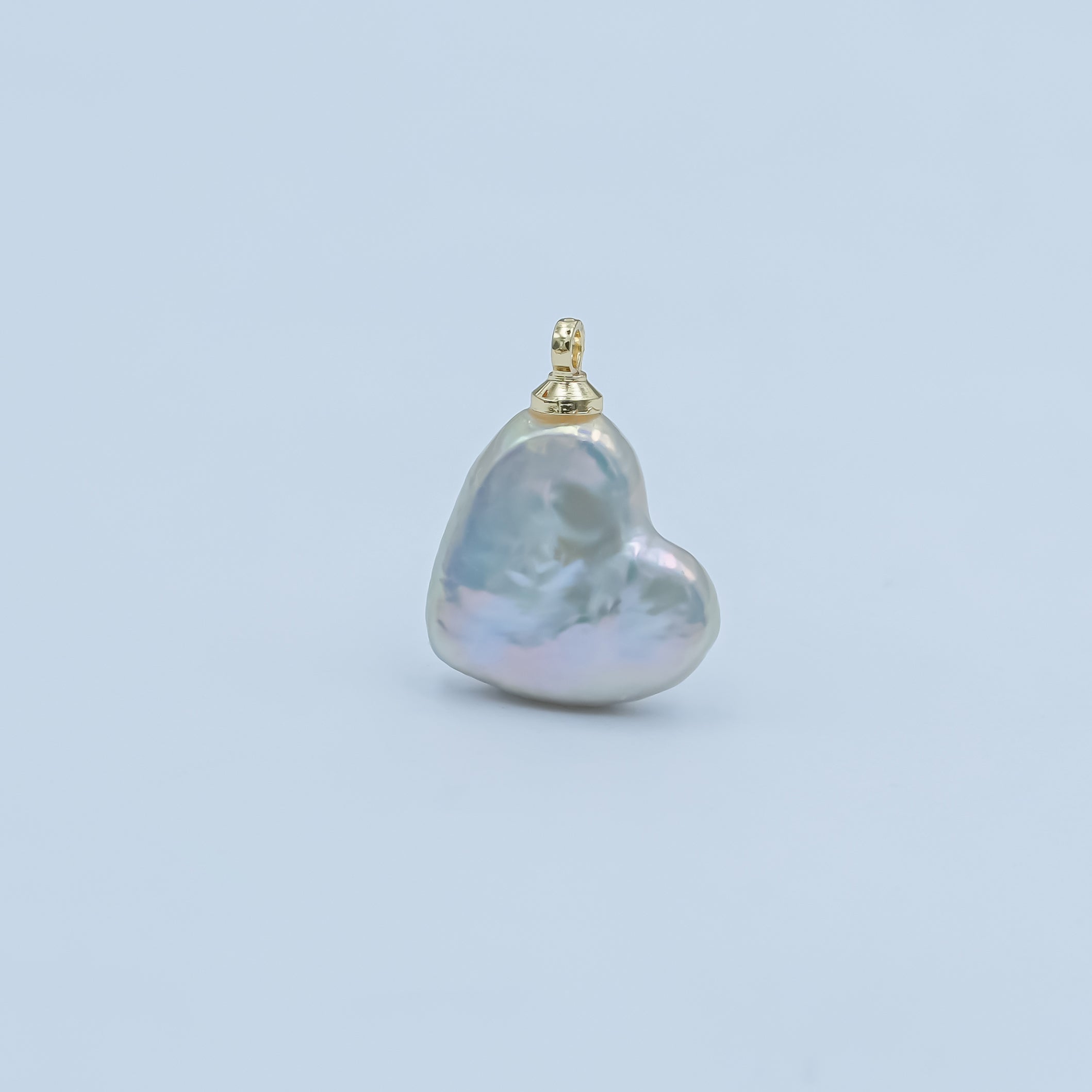 24K Gold Filled 15mm White Freshwater Pearl Sideways Heart Charm | P1663