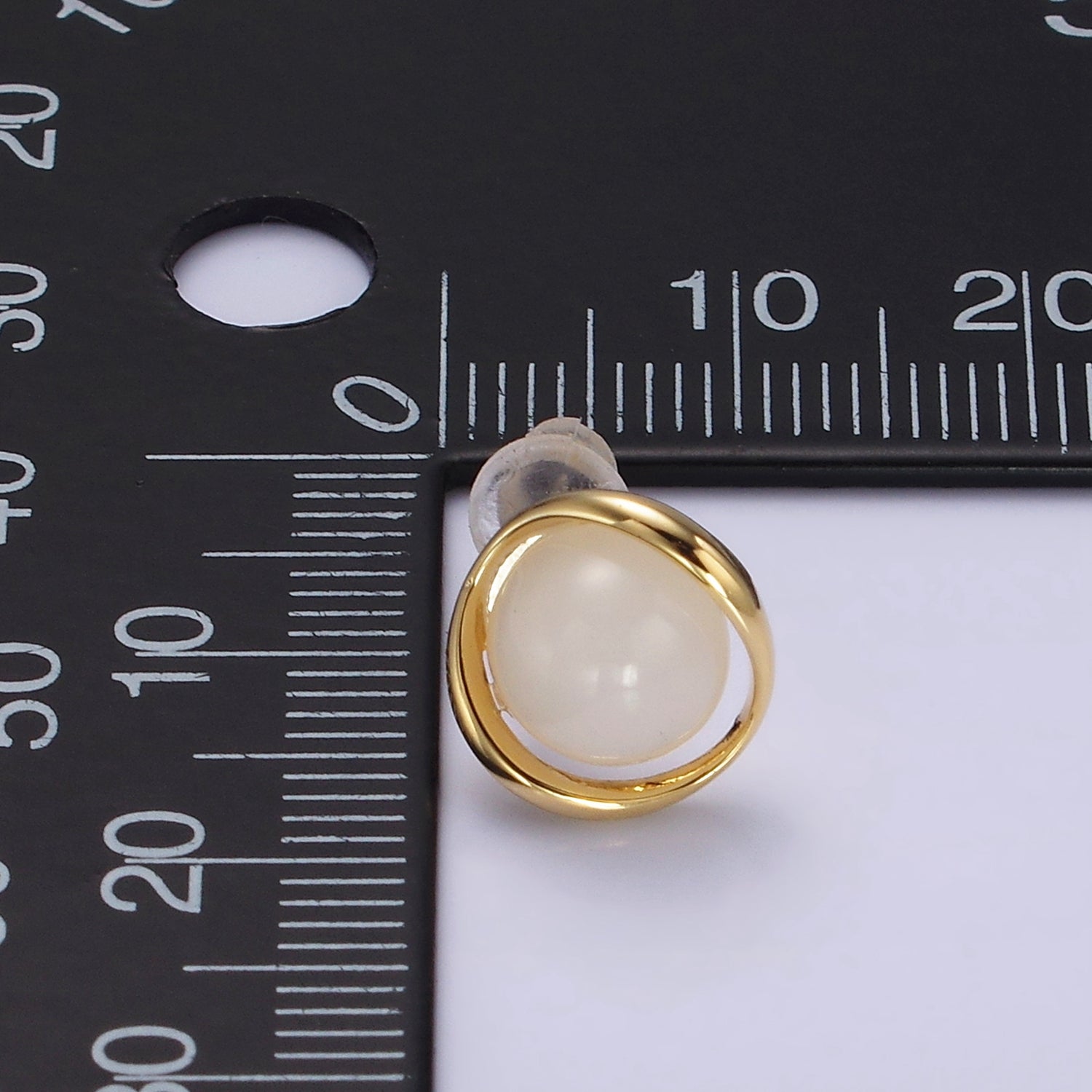 14K Gold Filled White Cat's Eye Open Round Stud Earrings in Gold & Silver | V280 V281 - DLUXCA