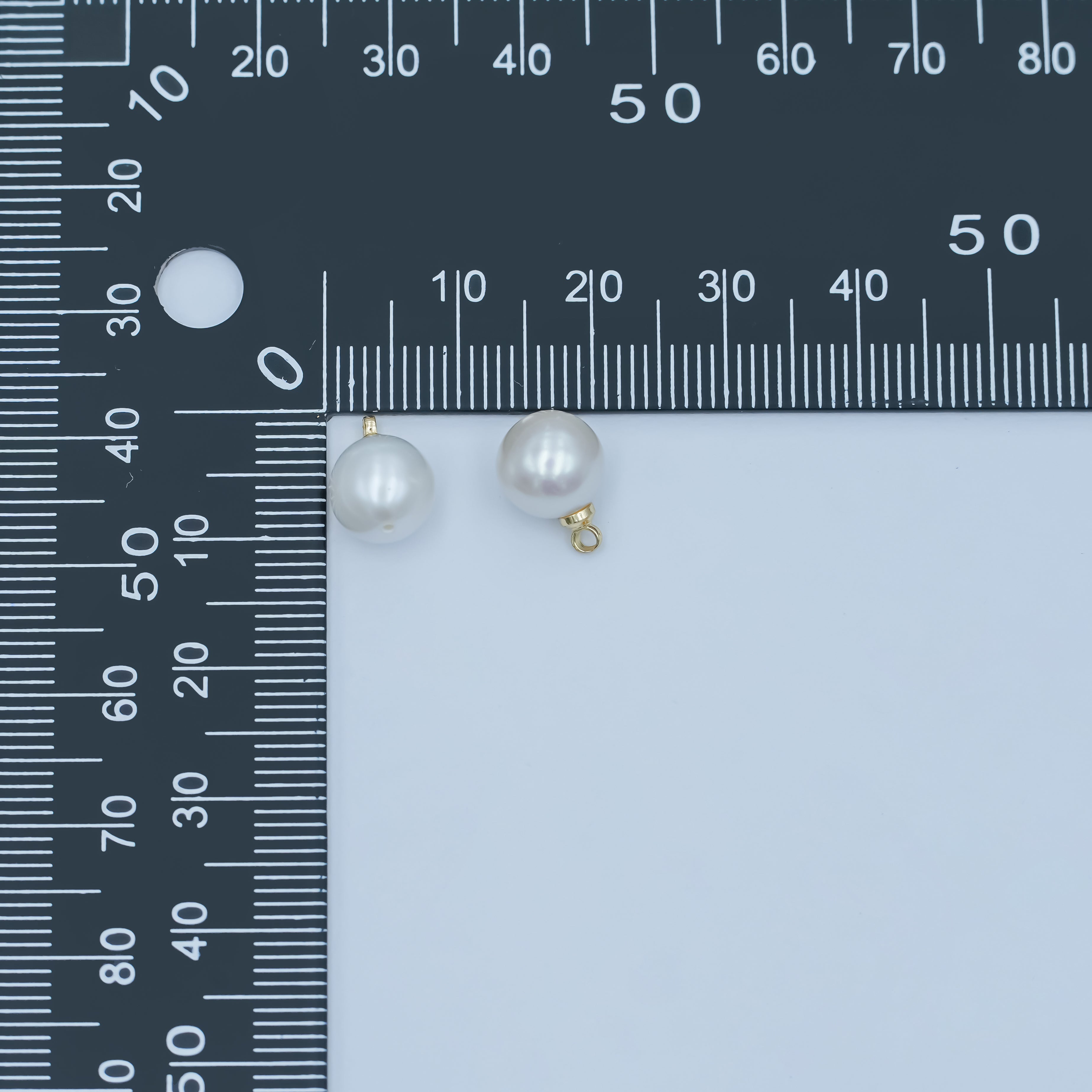24K Gold Filled 11.5mm White Shell Pearl Button Round Charm | P1684