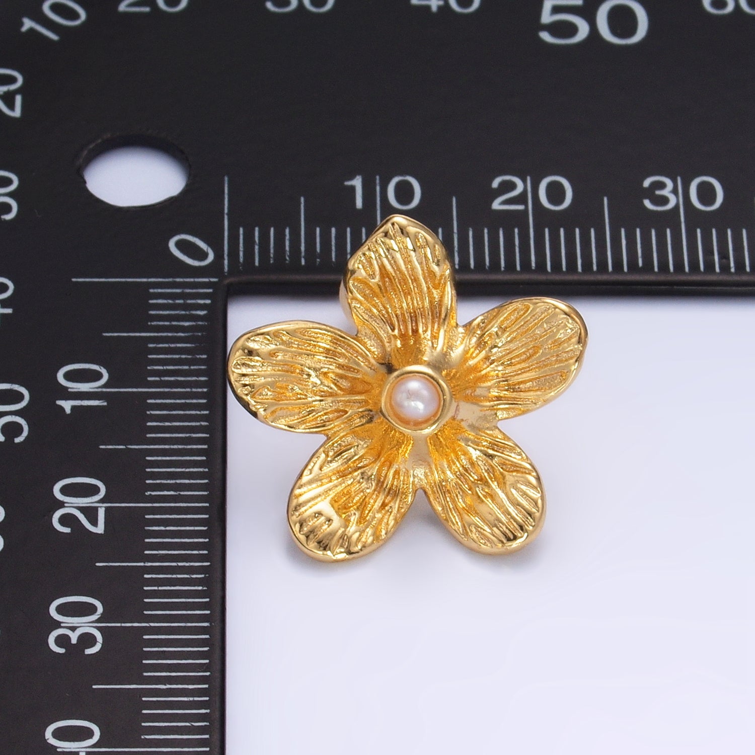24K Gold Filled Shell Pearl Textured Flower Stud Earrings in Gold & Silver | P353 P354