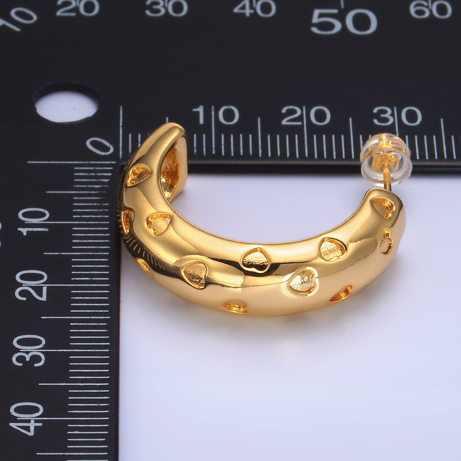 24K Gold Filled 30mm Heart C-Shaped Hoop Earrings | AB683