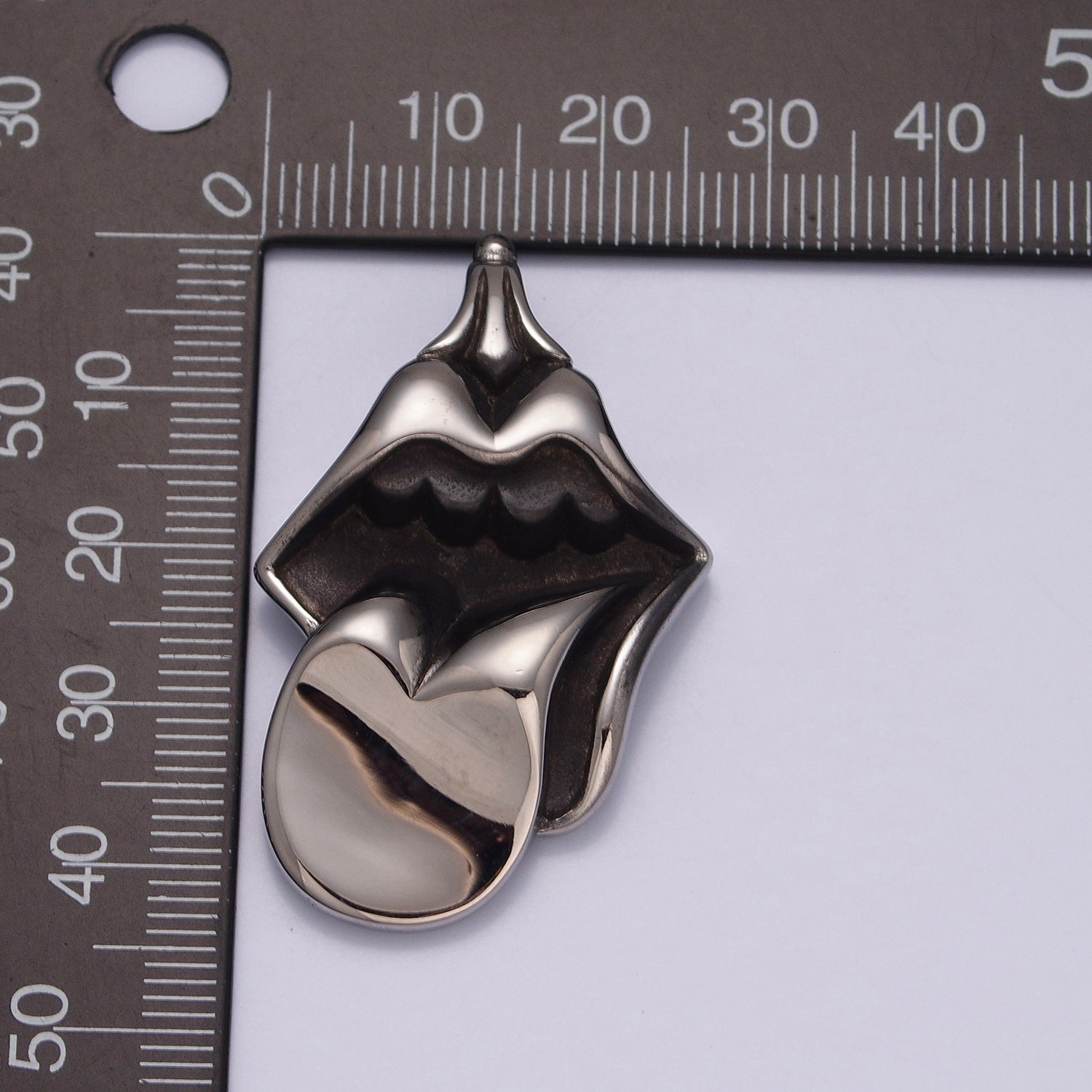 Silver Rock Music Lips Tongue Pendant Stainless Steel Charm Mouth Rock and Roll X-625 - DLUXCA