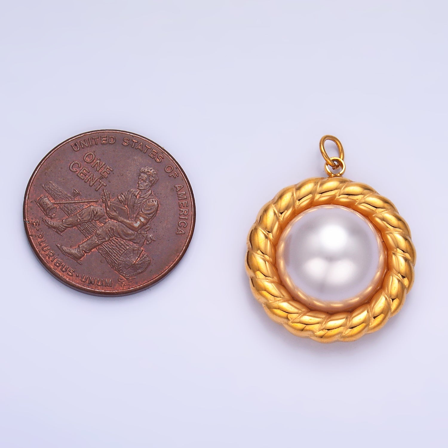 Stainless Steel Shell Pearl Croissant Bezel Round Charm | P735