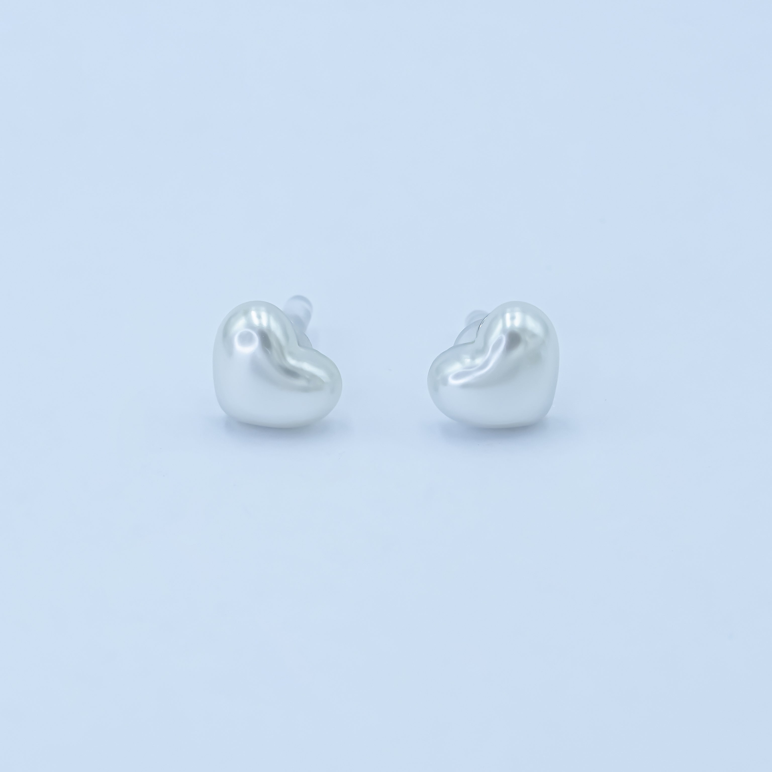 24K Gold Plated White Shell Pearl Heart Stud Earrings in Gold & Silver | T439 T440