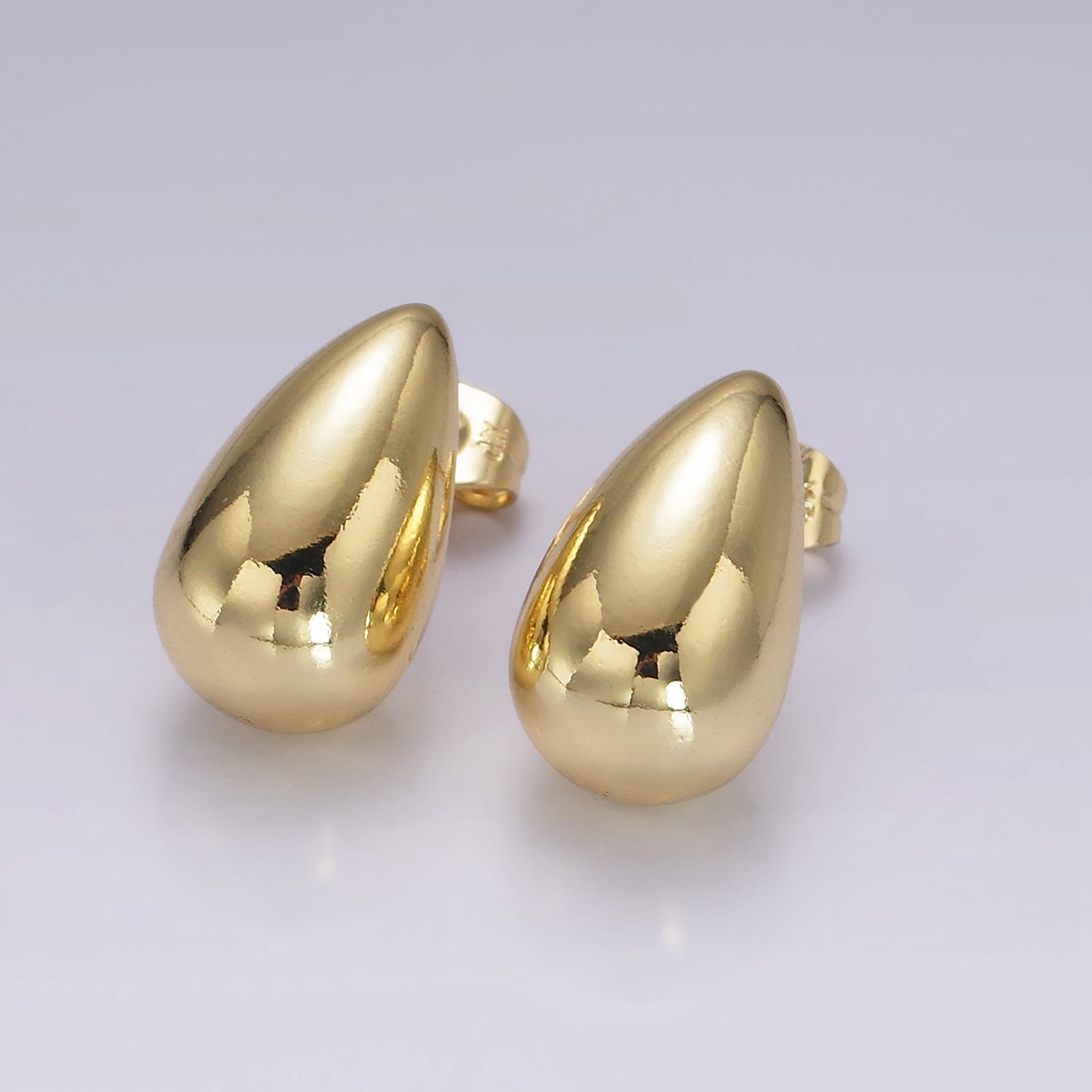 14K Gold Filled 18mm Teardrop Dome Stud Earrings | V-295