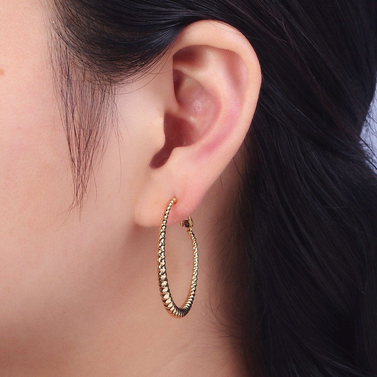 Bamboo Hoop Earrings, Gold Bamboo Hoops, Medium Gold Hoop Lightweight Statement Earring Q-067 - DLUXCA