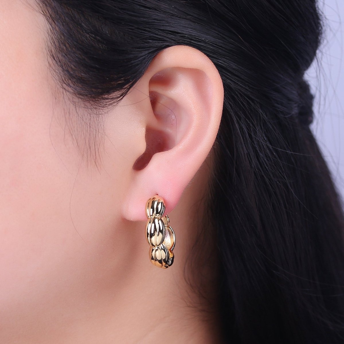 Big Chunky Gold Shell Hoop Earring V-109 - DLUXCA