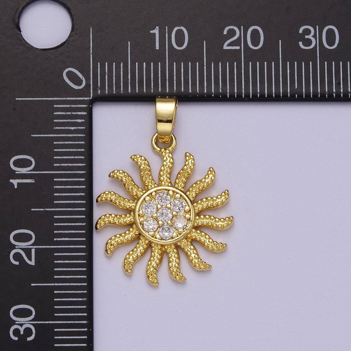 Bohemian Sun Pendant Sun Burst Charm J-532 - DLUXCA