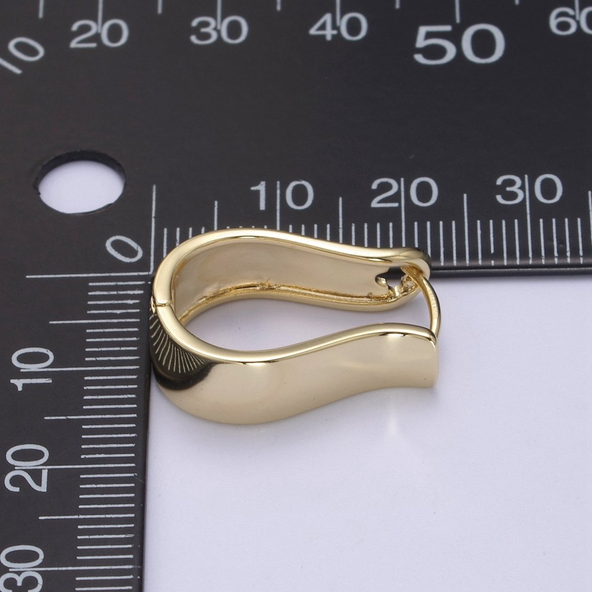 Bold Horseshoe Hoops, Lightweight Gold Oval Hoops, Minimalist Oval Hoops, Simple Gold Oval Hoops, Gold Geometrical Hoops Gold filled T-291 - DLUXCA