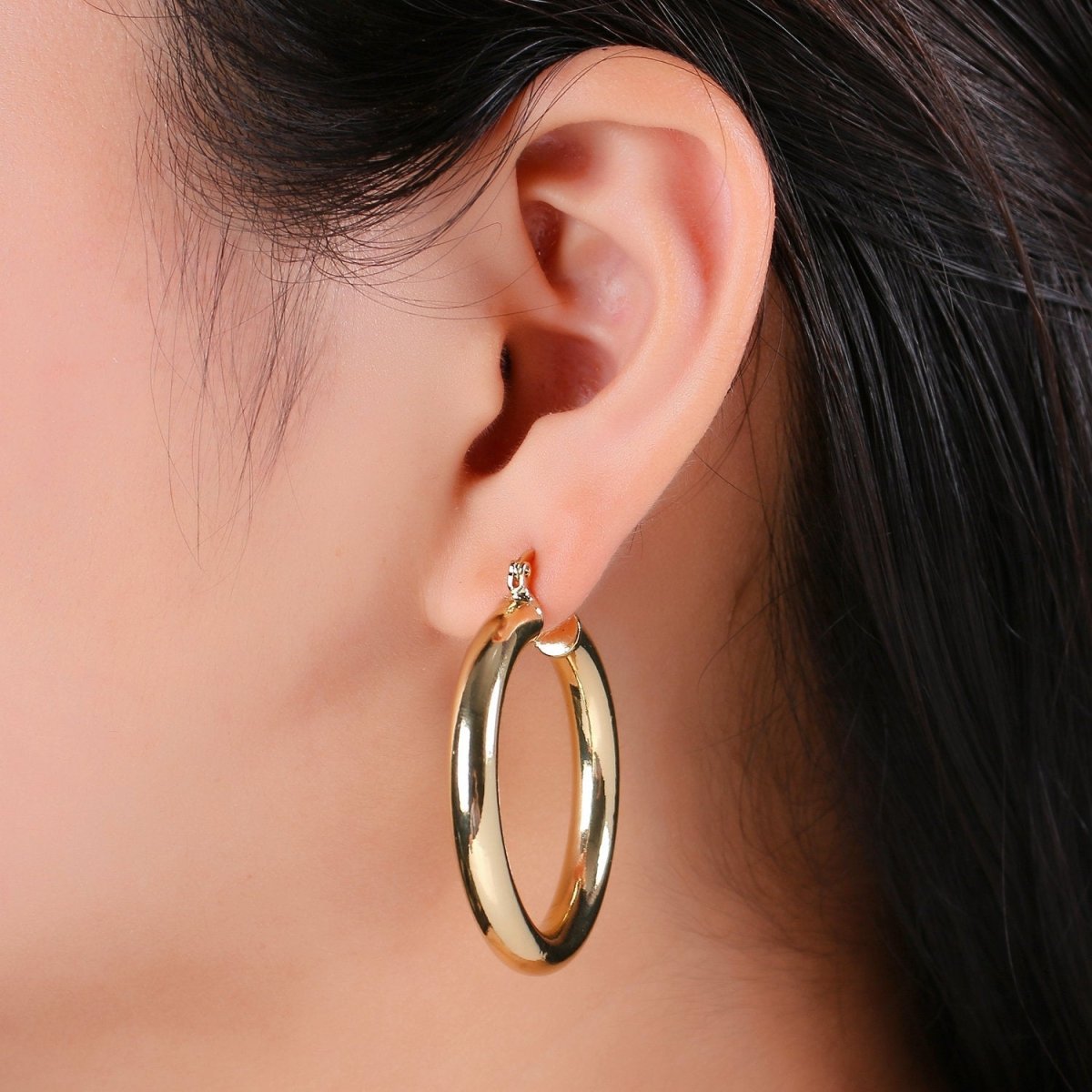 Chunky Lightweight Hoop Earrings - Hollow Light Hoop Earrings - Big Gold Hoops - Simple Everyday Earrings 40mm, 35mm, 30mm, 25mm, 20mm Q-460 - Q-463