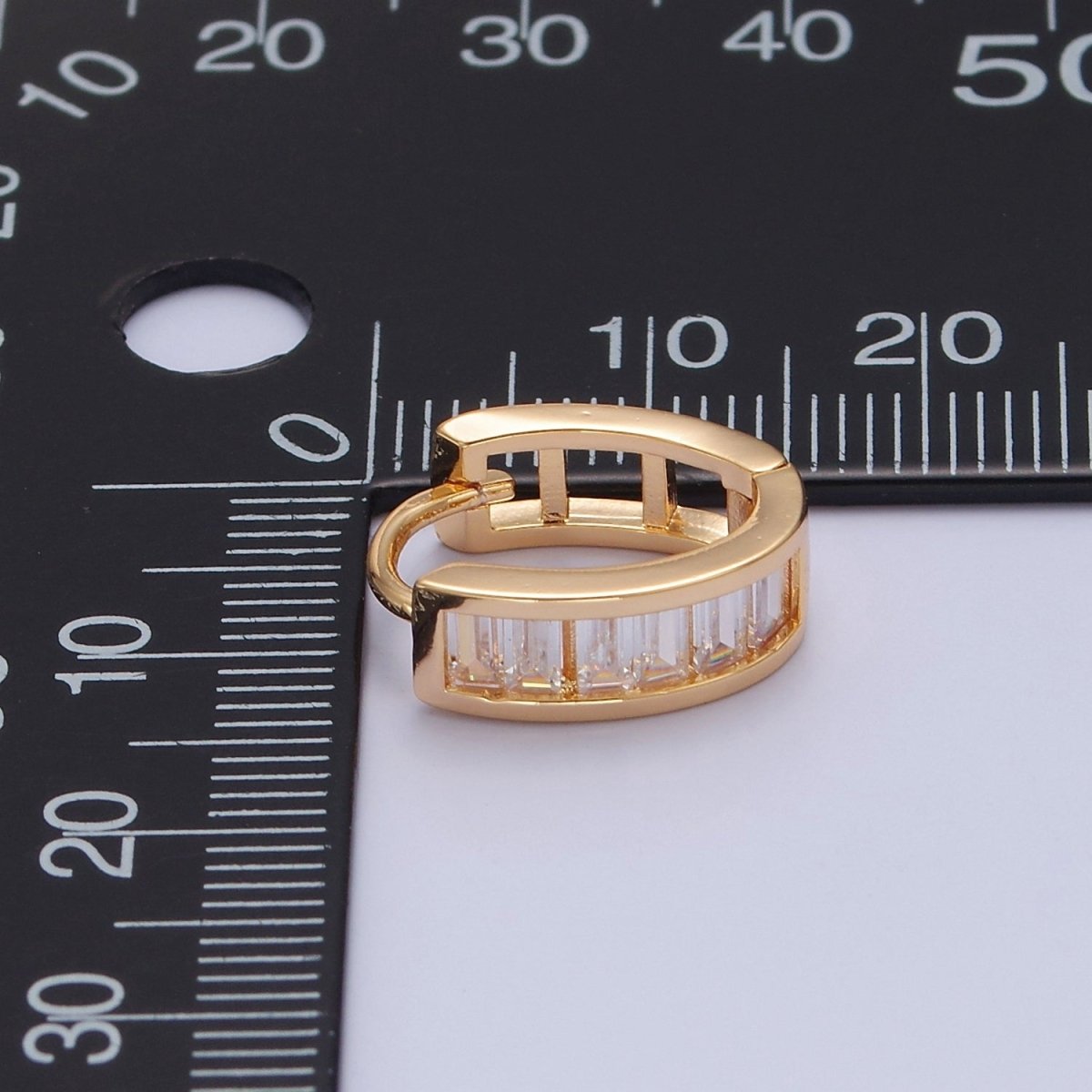 Chunky Pave Gold Earring Bold Huggie Earring T-436 - DLUXCA