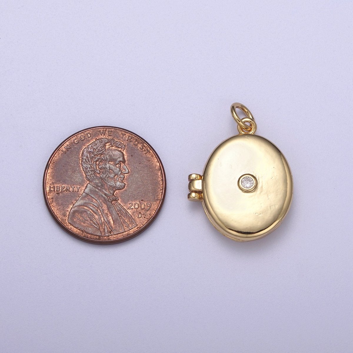 Classic Gold Filled Oval Locket Photo Locket, Minimalist Jewelry, Necklace Pendant for Jewelry Making supply C-386 - DLUXCA