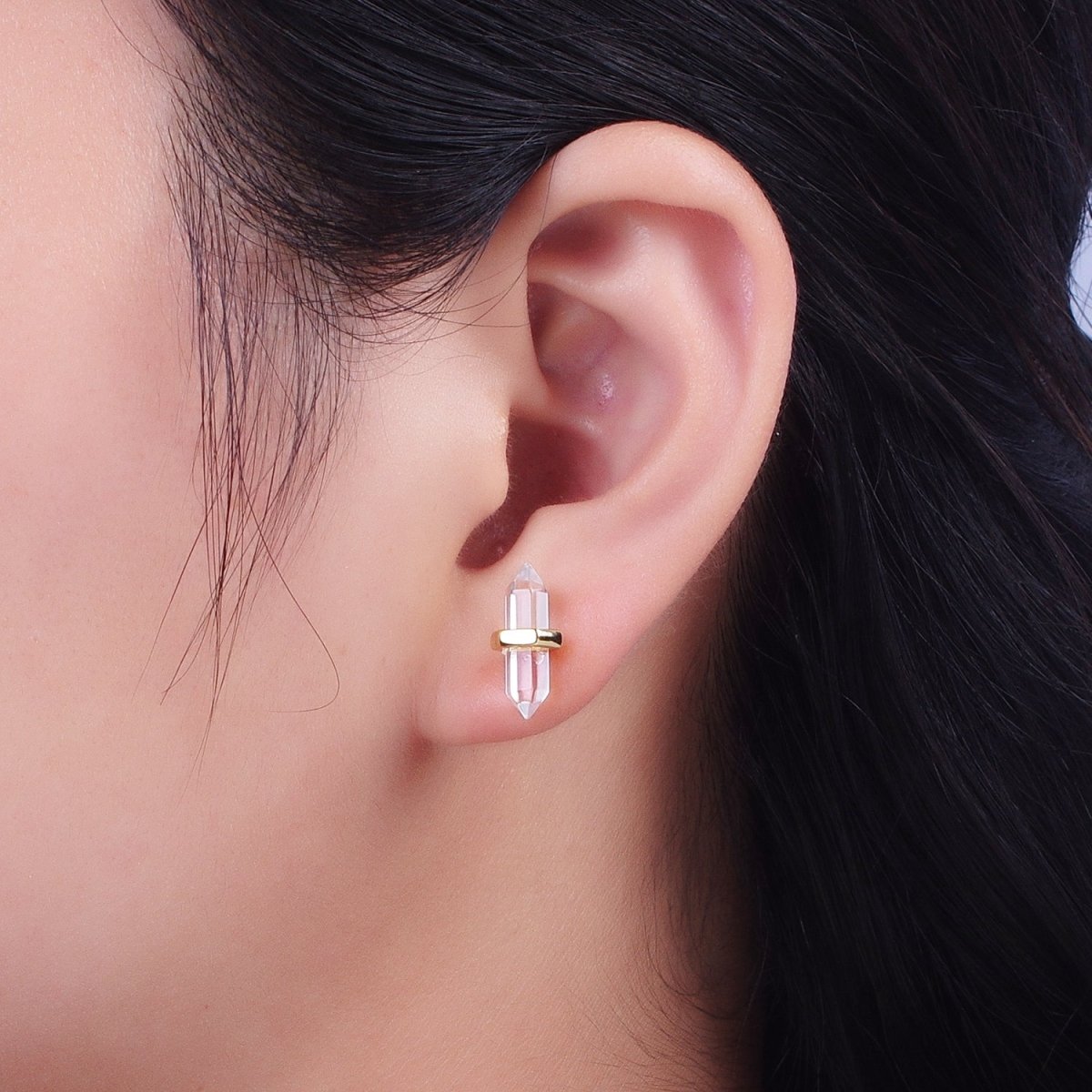 Clear Quartz Pointed Wand Gold Minimalist Stud Earrings | Y-097 - DLUXCA
