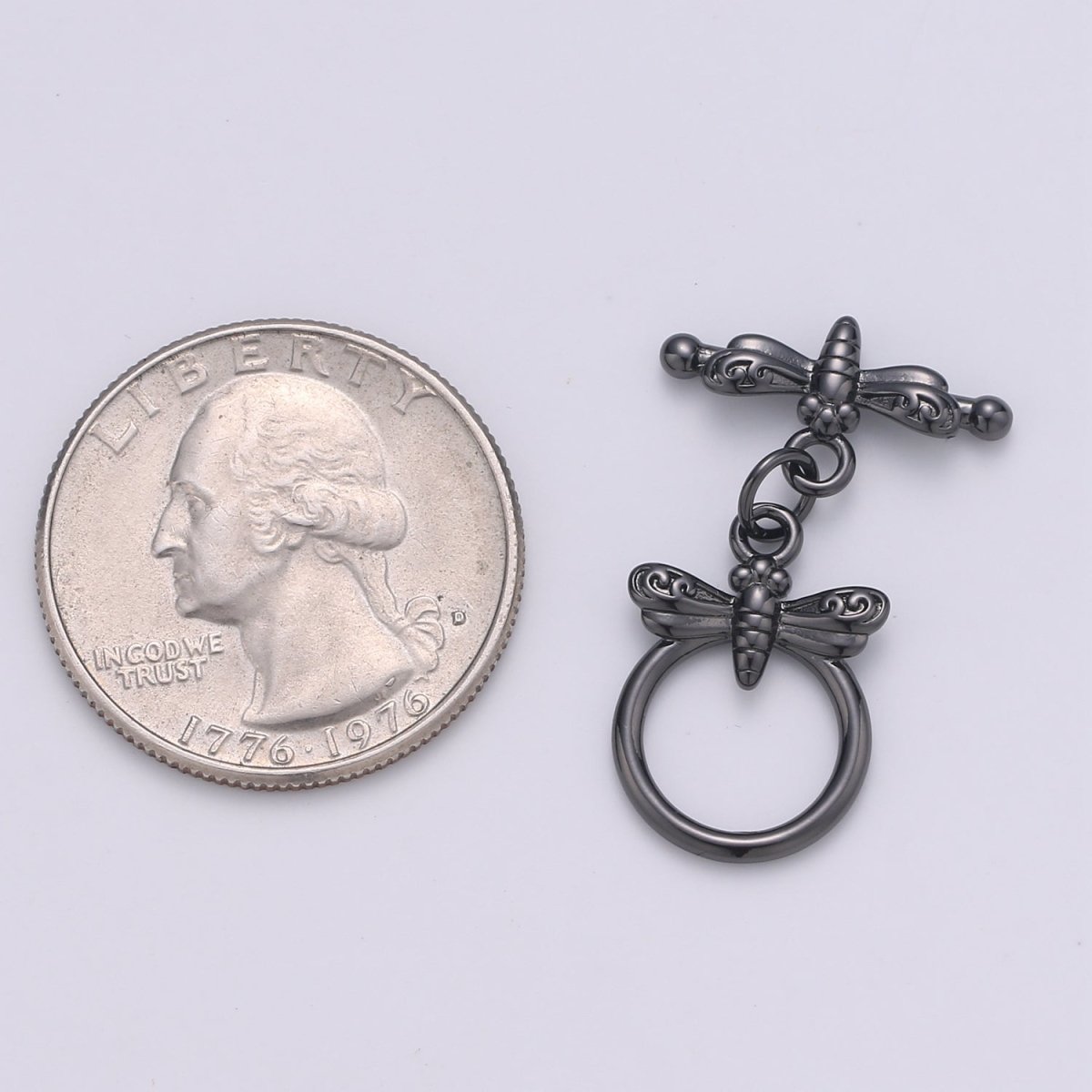 Cute Gold Toggle Clasp, Rose Gold , Black, Silver Bee Toggle Clasps Fancy Design OT Clasp WHOLESALE Supply for Bracelet Necklace Component L-114~L-117