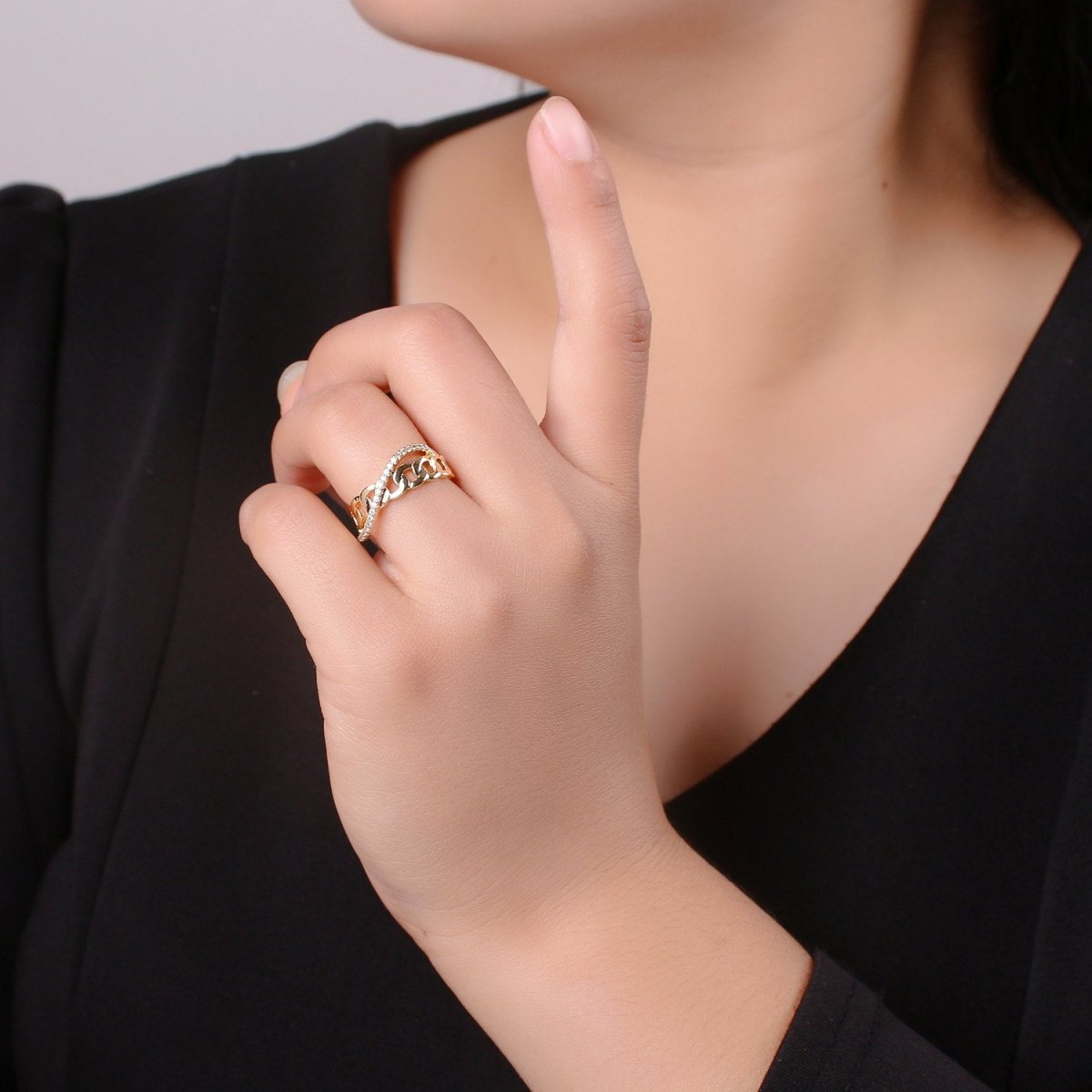 Cz Chain Ring - Curb Chain Ring - Gold Ring - Stackable Rings - Minimalist Ring - Twist Chain Ring - Statement Ring - Layering Ring R-152 - DLUXCA